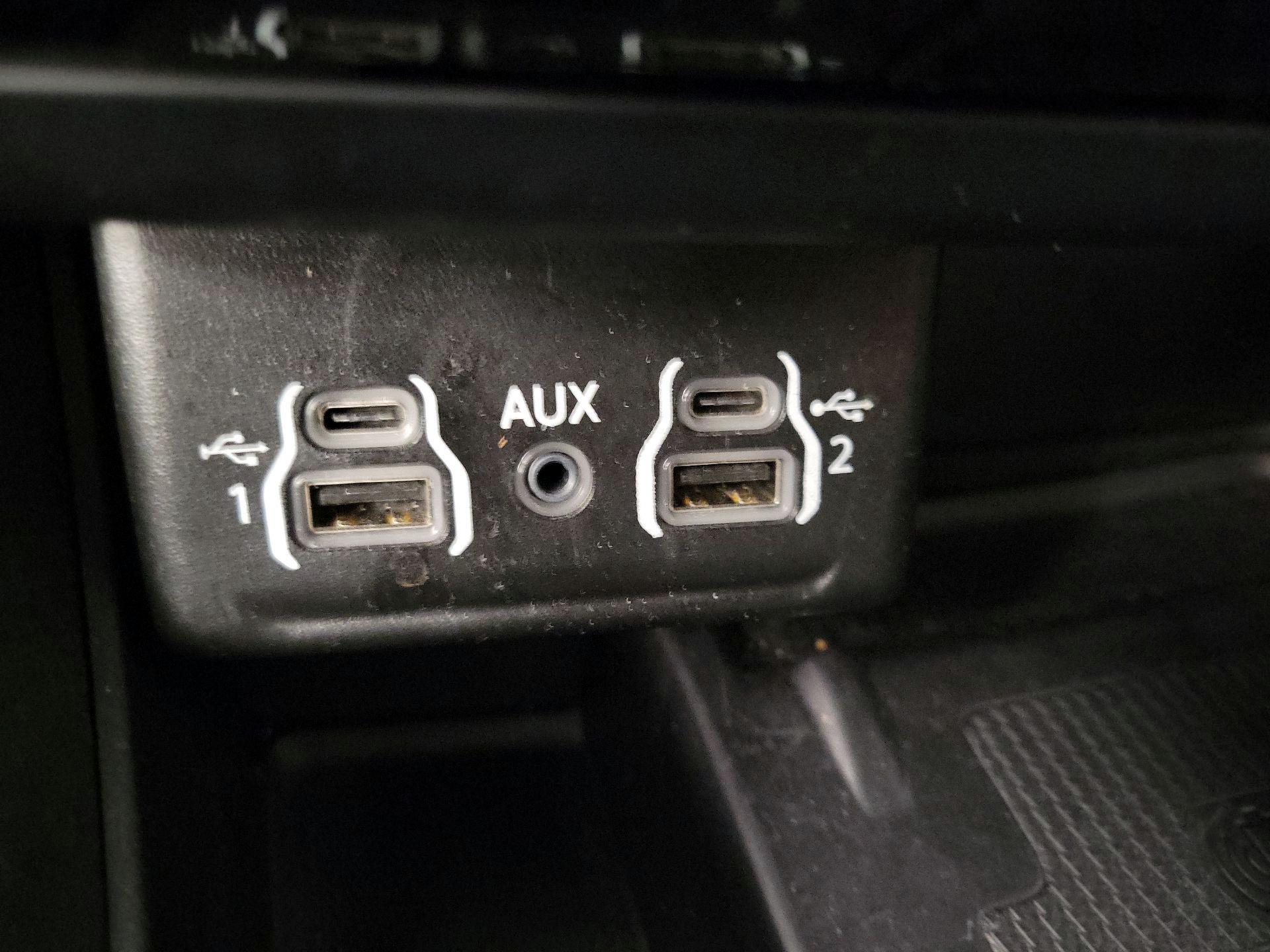 Thumbnail: 2023 Dodge Durango - 19