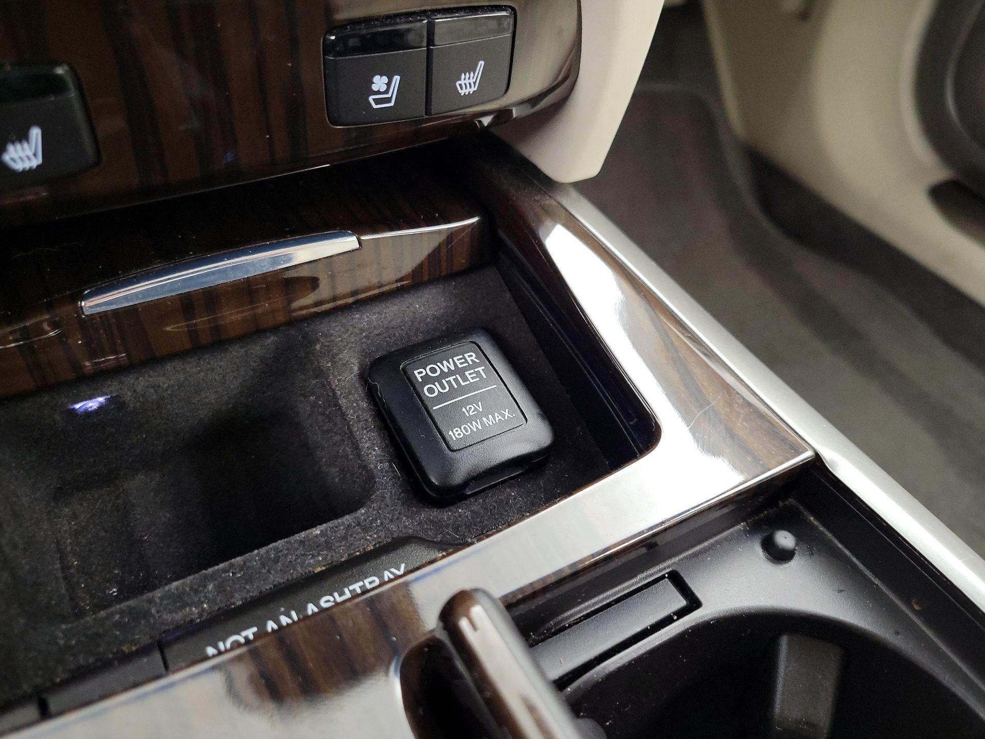 Thumbnail: 2016 Acura RLX - 19