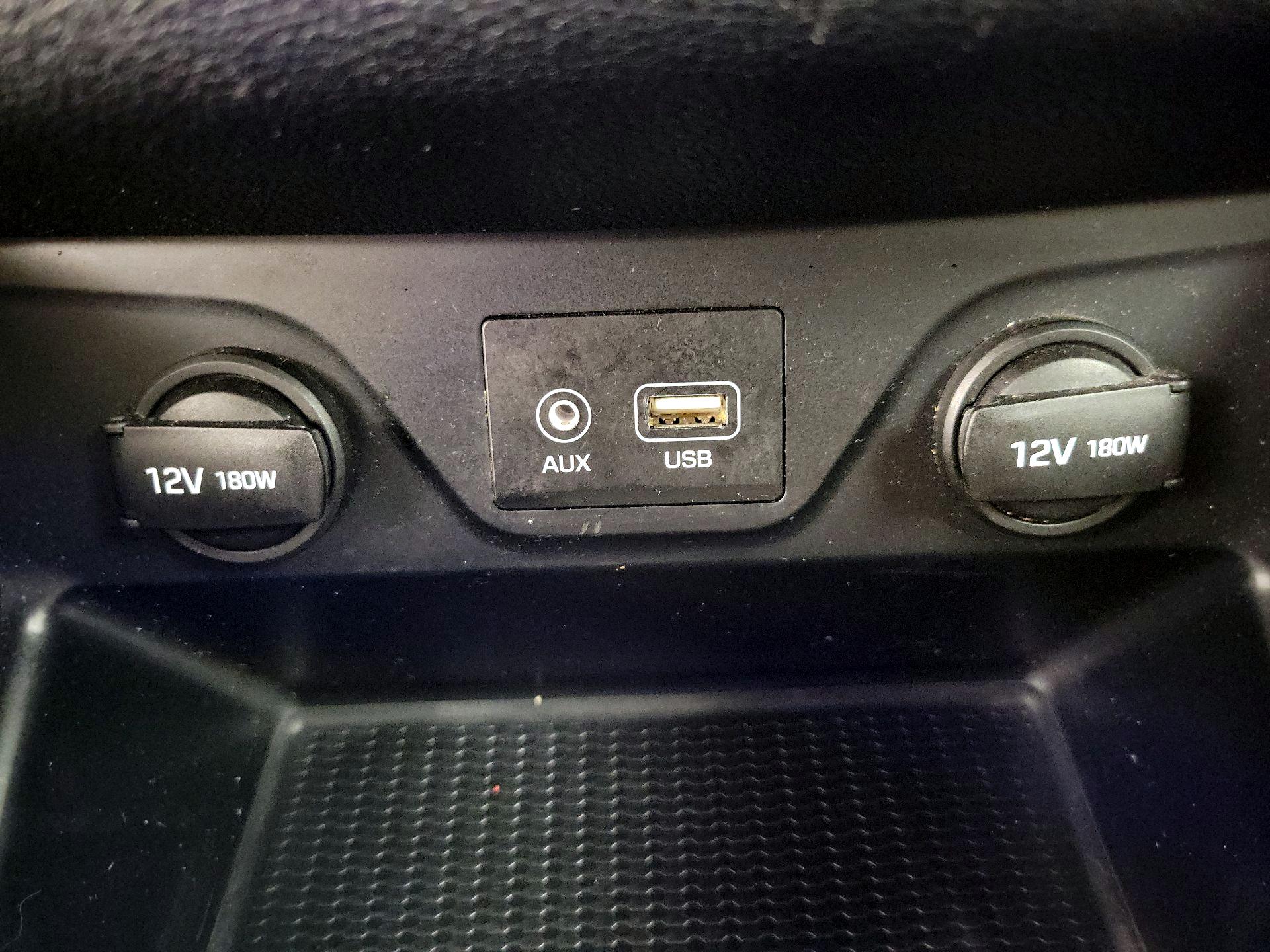 Thumbnail: 2019 Hyundai Tucson - 18