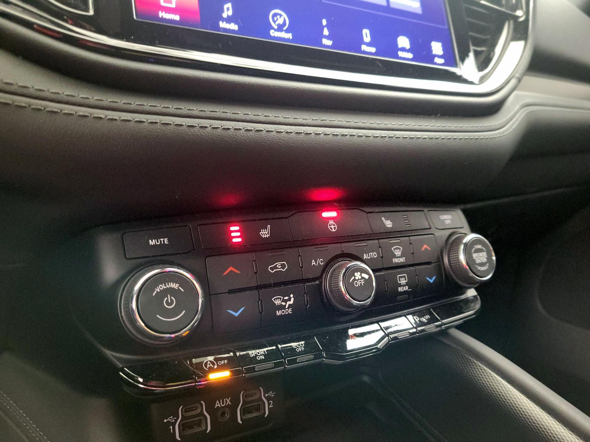 Thumbnail: 2021 Dodge Durango - 17