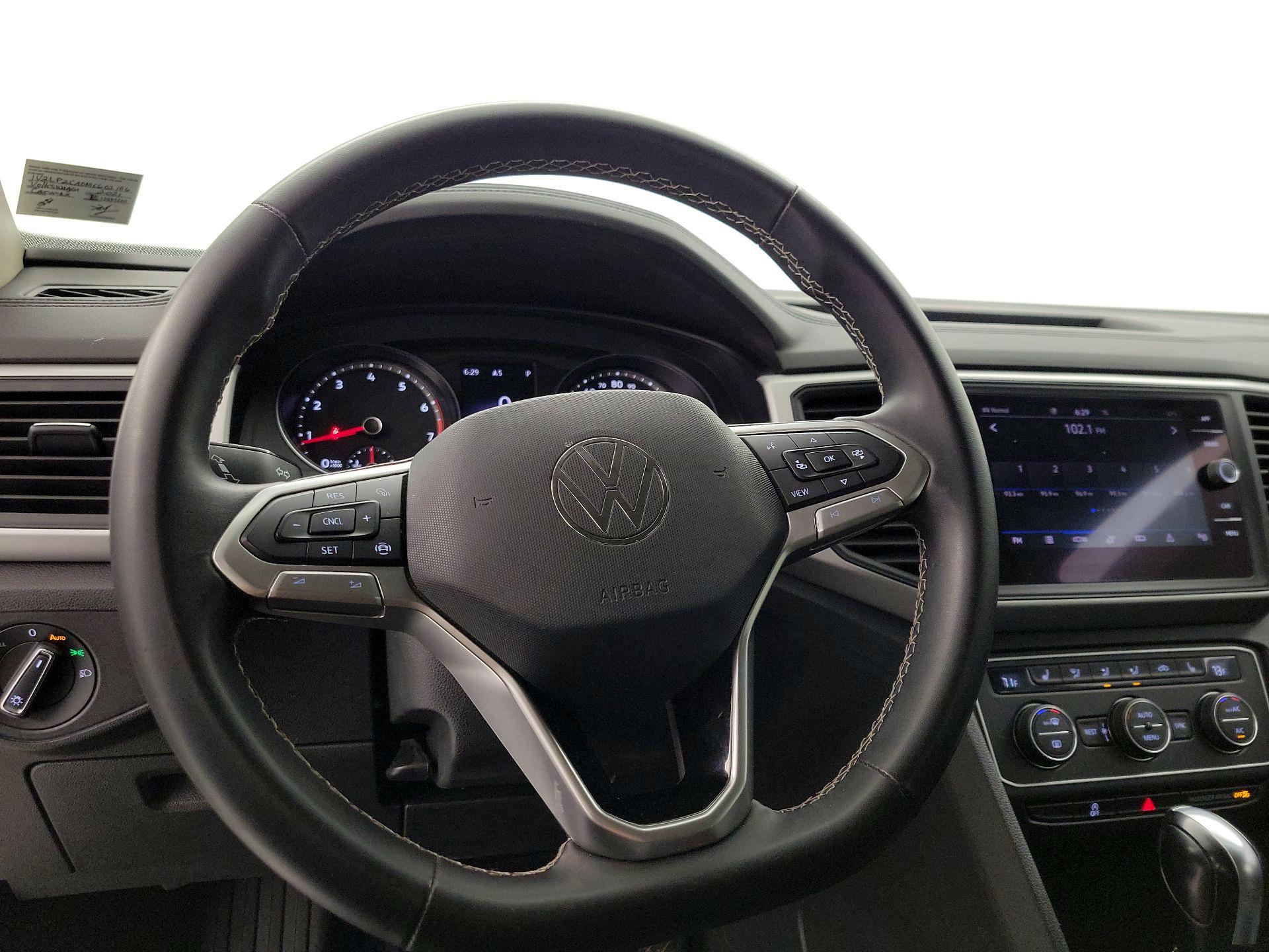 Thumbnail: 2021 Volkswagen Atlas - 10