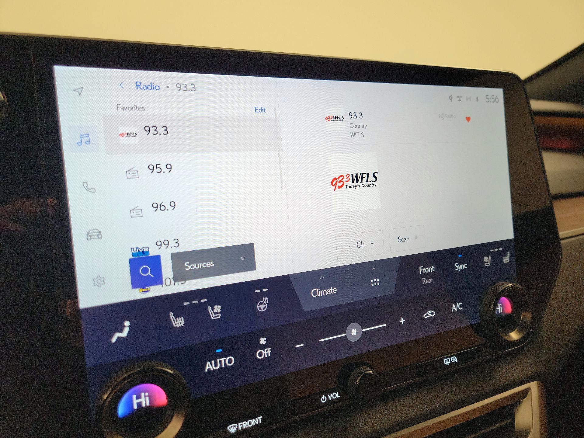 Thumbnail: 2023 Lexus RX - 15