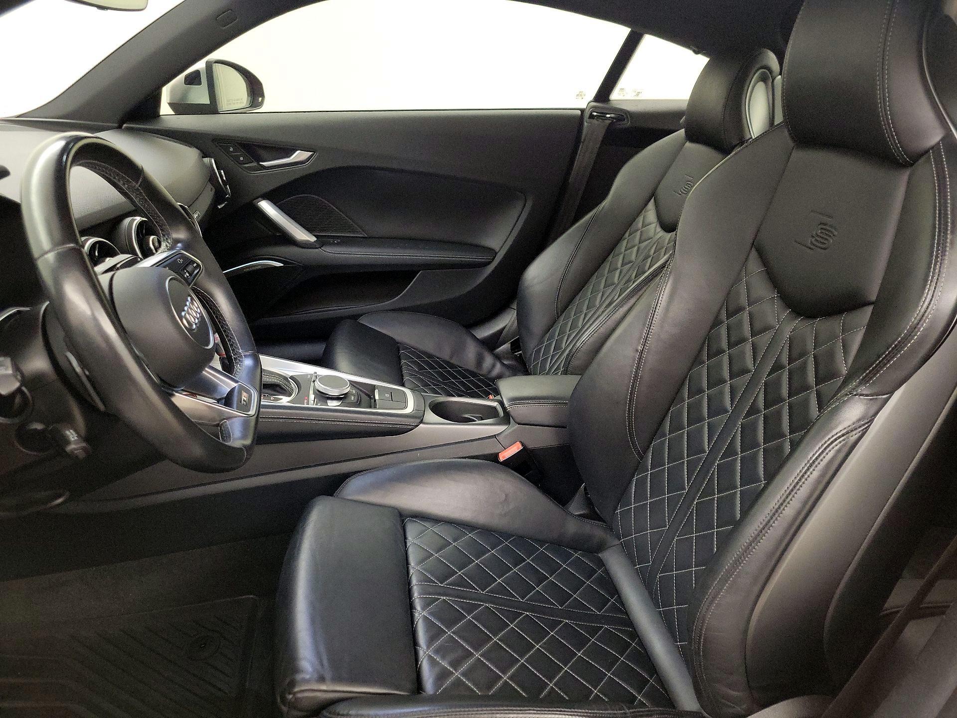 Thumbnail: 2016 Audi TTS - 11