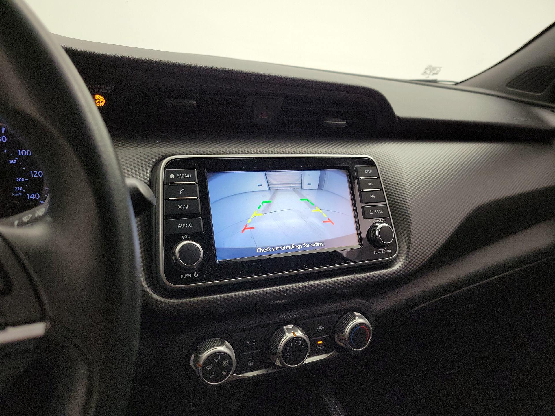 Thumbnail: 2019 Nissan Kicks - 14