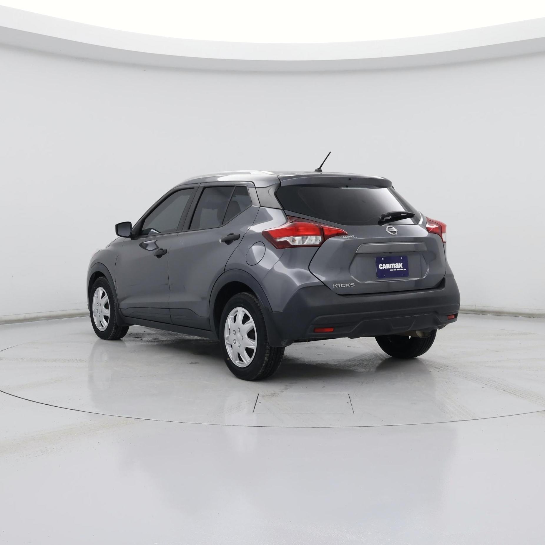 Thumbnail: 2019 Nissan Kicks - 2