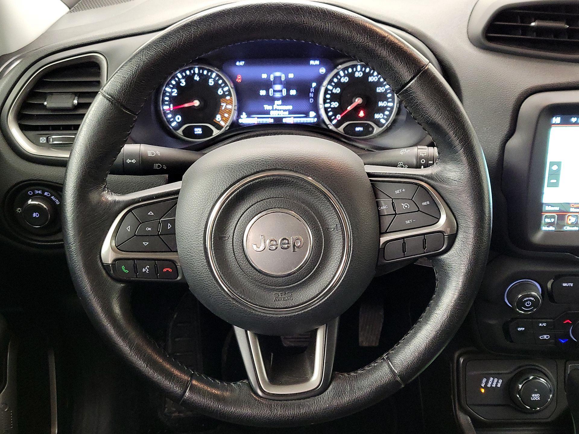 Thumbnail: 2020 Jeep Renegade - 10