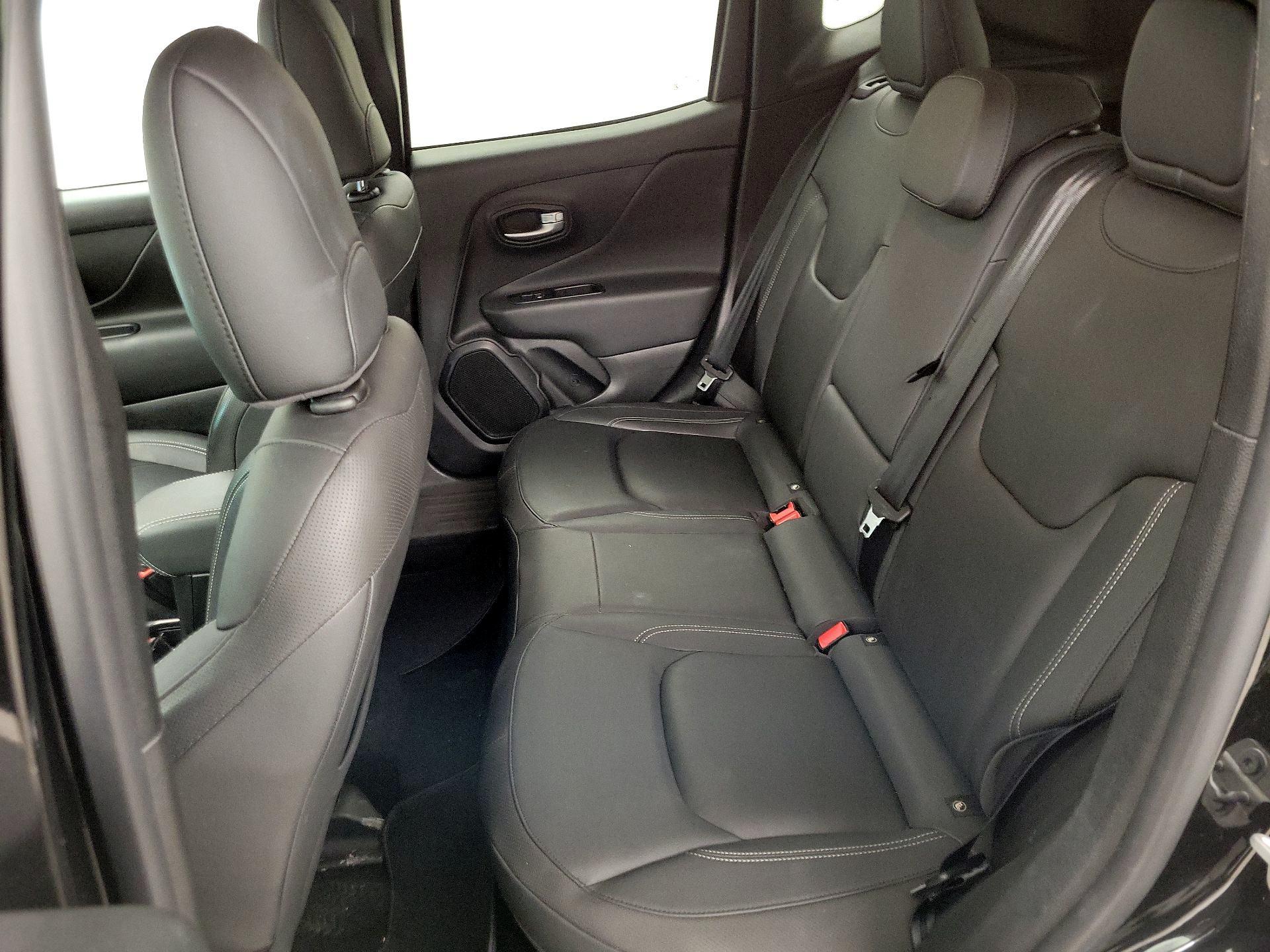 Thumbnail: 2020 Jeep Renegade - 20