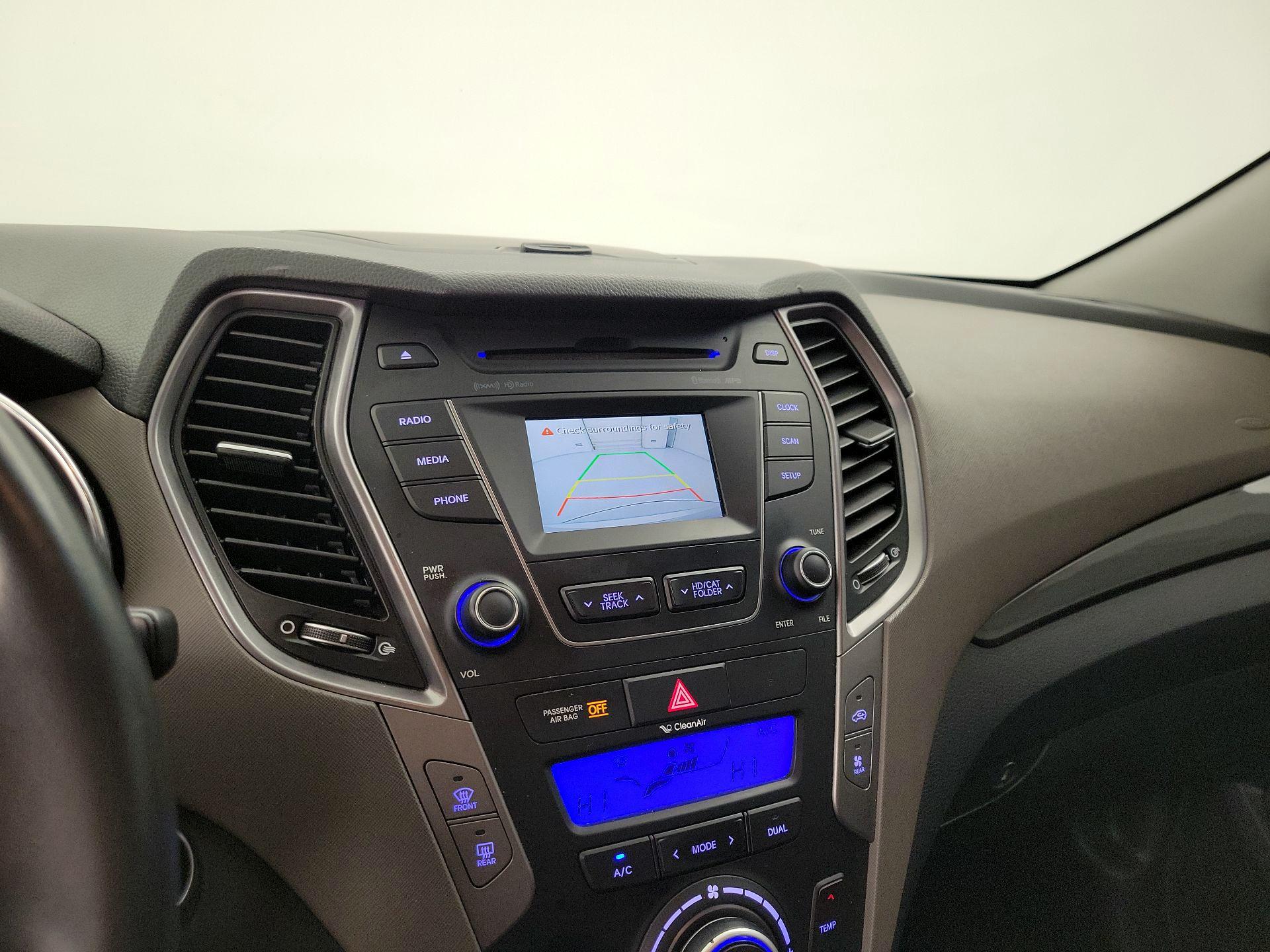 Thumbnail: 2015 Hyundai Santa Fe - 14