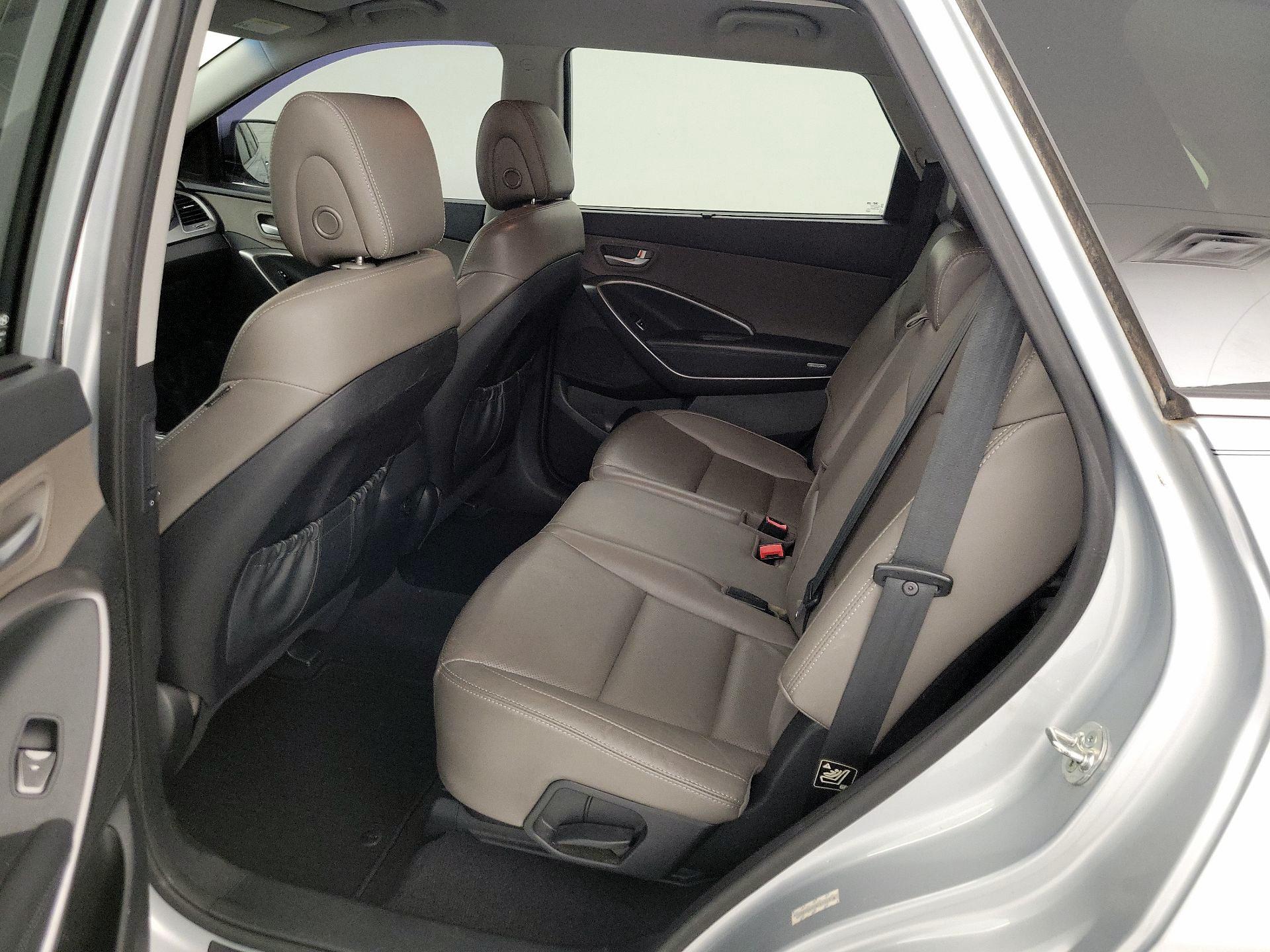 Thumbnail: 2015 Hyundai Santa Fe - 19