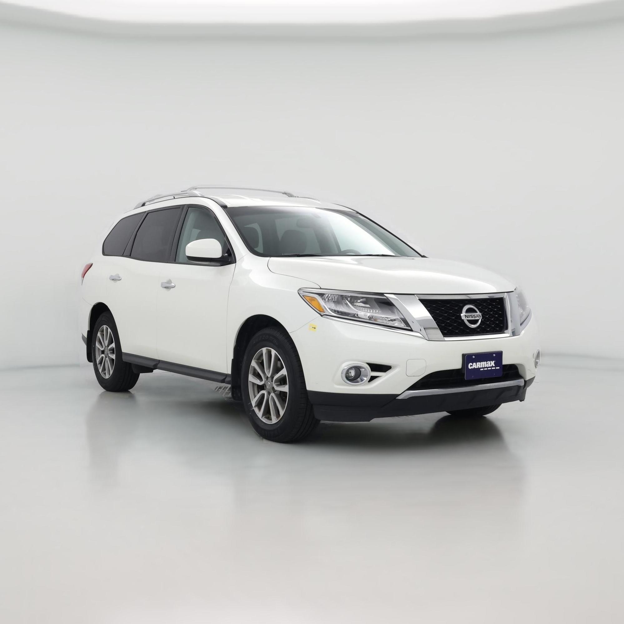 Thumbnail: 2015 Nissan Pathfinder - 1