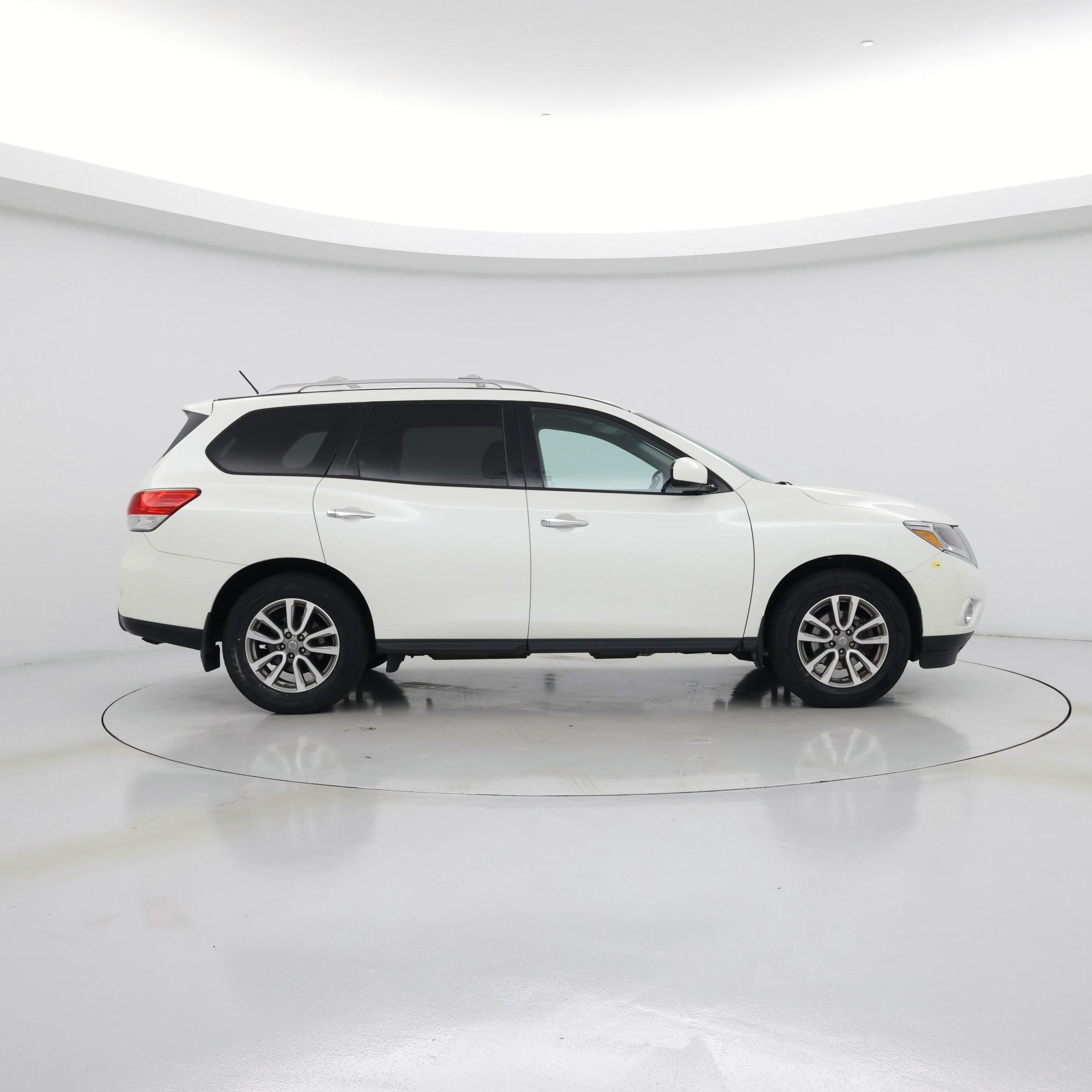 Thumbnail: 2015 Nissan Pathfinder - 7