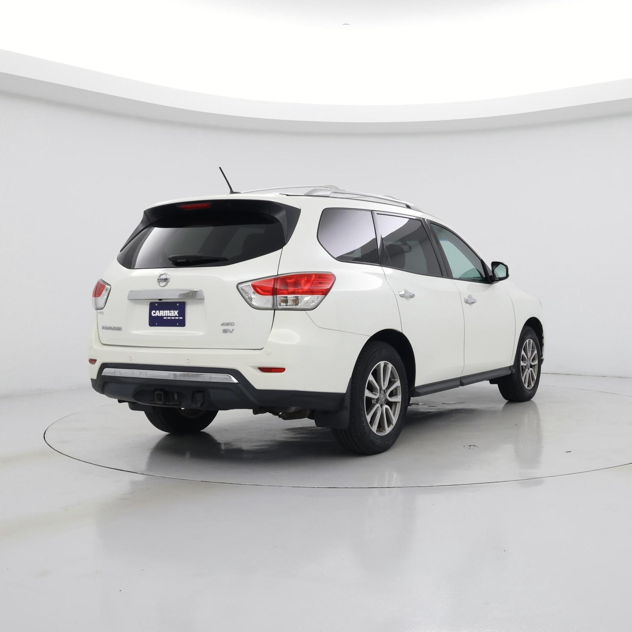 Thumbnail: 2015 Nissan Pathfinder - 8