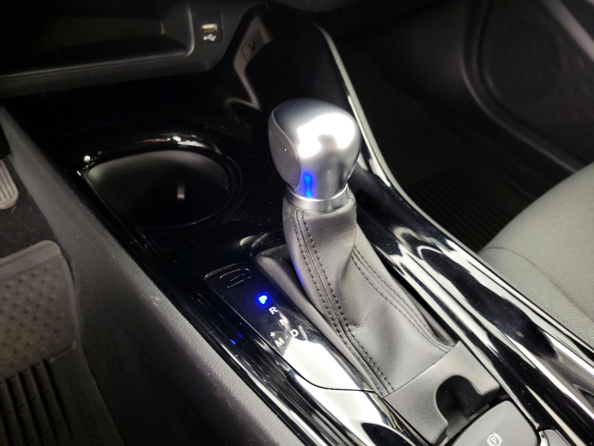 Thumbnail: 2021 Toyota C-HR - 17