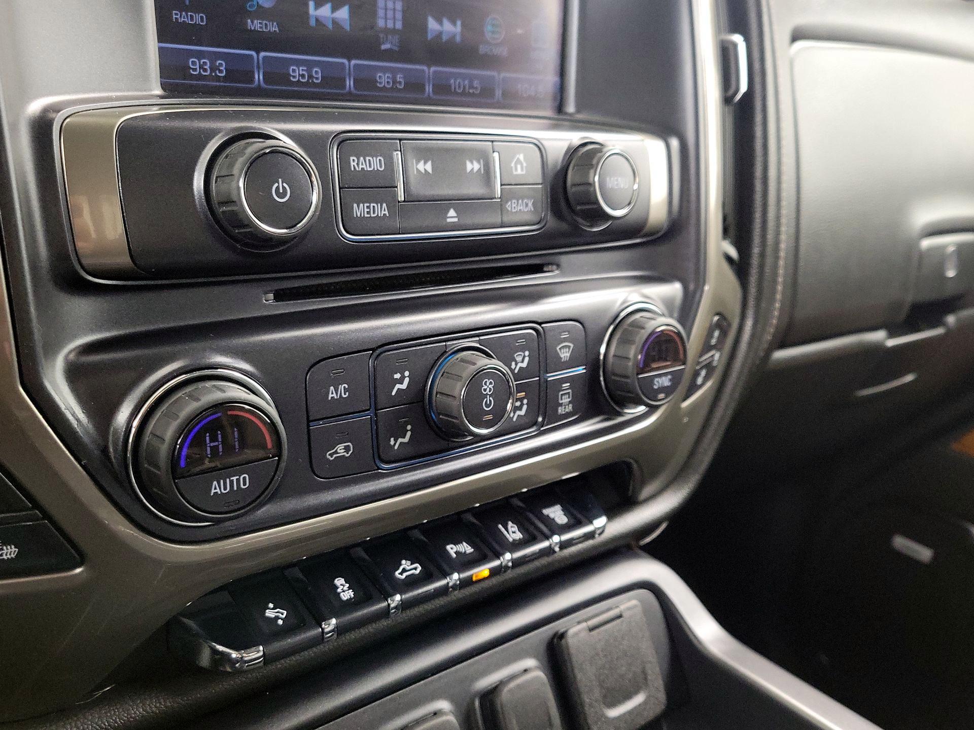 Thumbnail: 2019 Chevrolet Silverado 2500 - 17