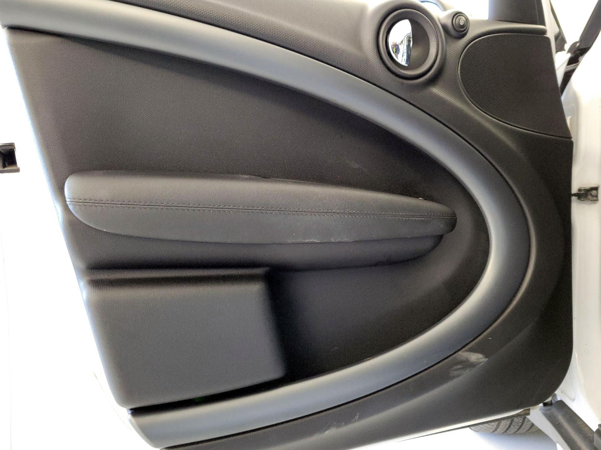 Thumbnail: 2015 MINI Cooper Countryman - 12