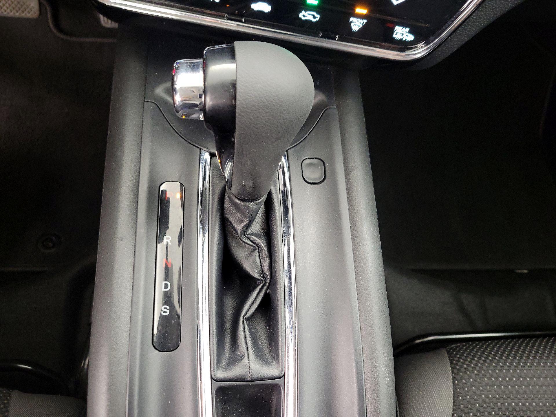 Thumbnail: 2021 Honda HR-V - 17