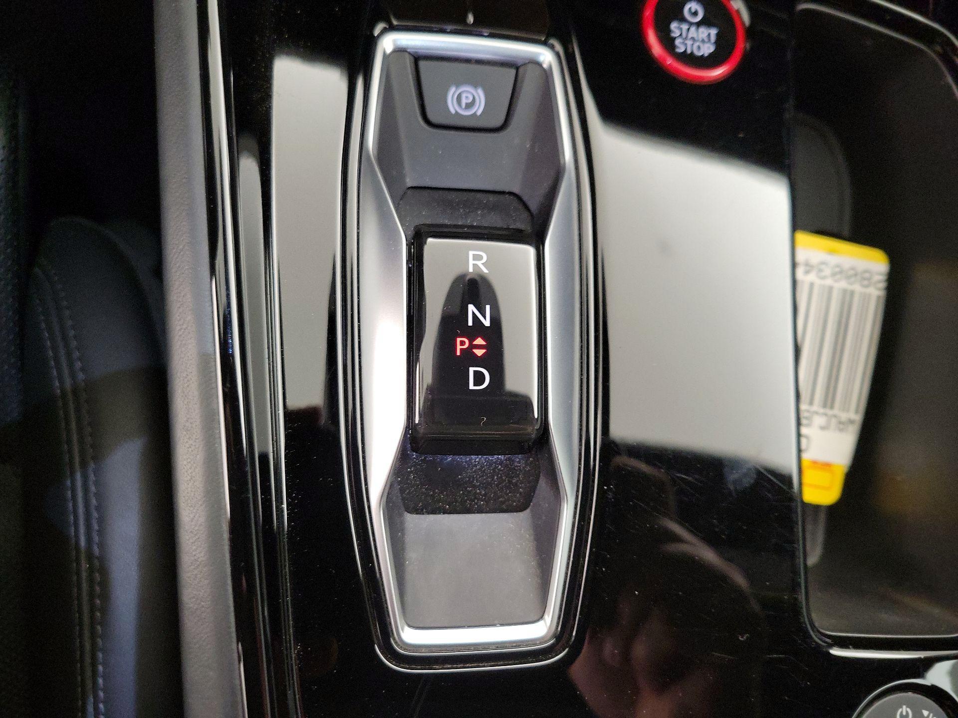 Thumbnail: 2022 Audi e-tron GT - 18