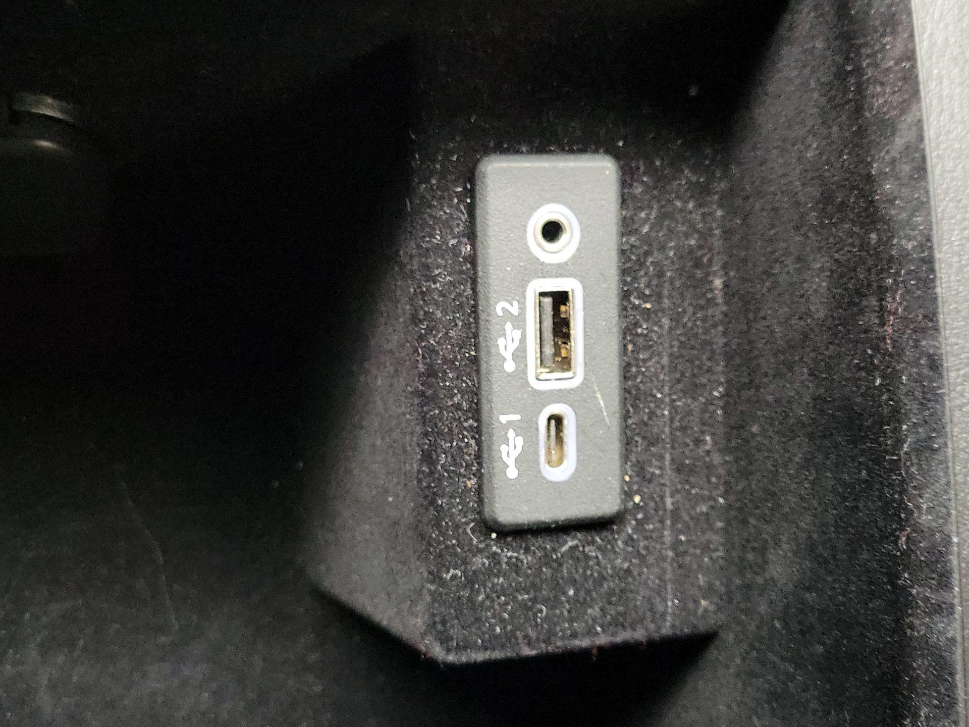 Thumbnail: 2021 INFINITI  - 19