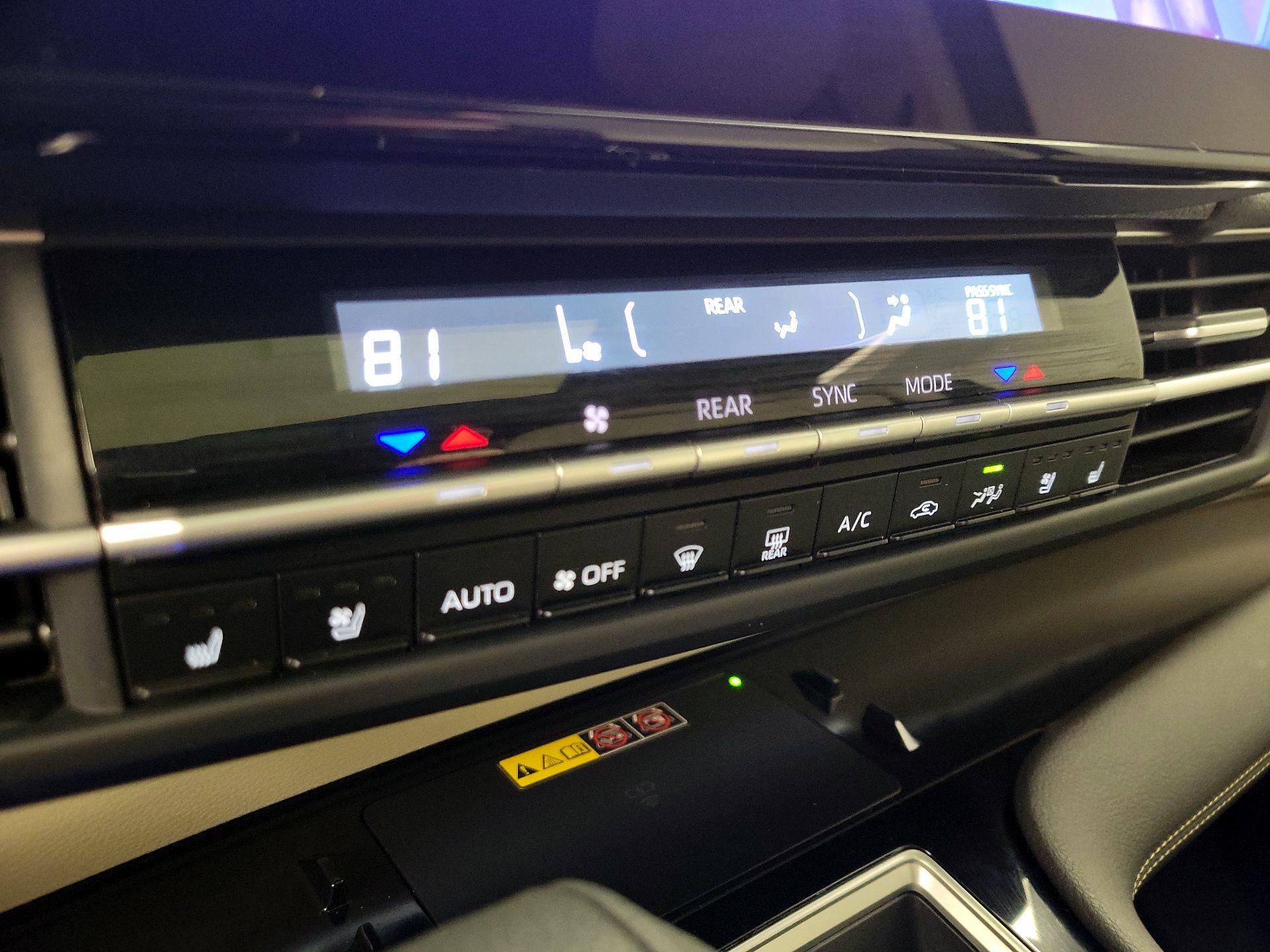 Thumbnail: 2025 Toyota Sienna - 16