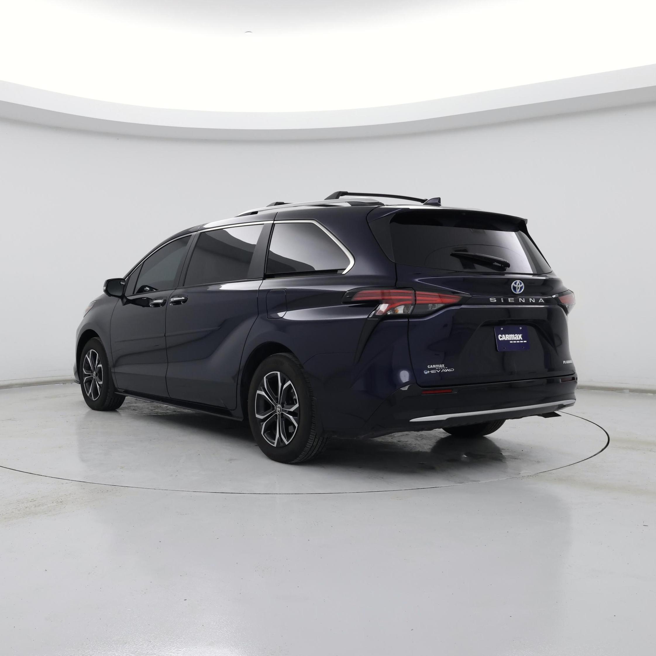 Thumbnail: 2025 Toyota Sienna - 2