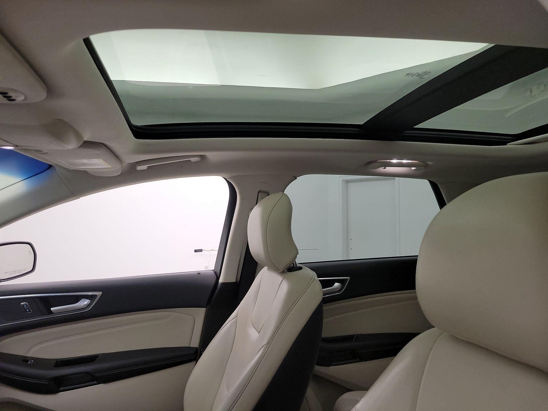 Thumbnail: 2017 Ford Edge - 20