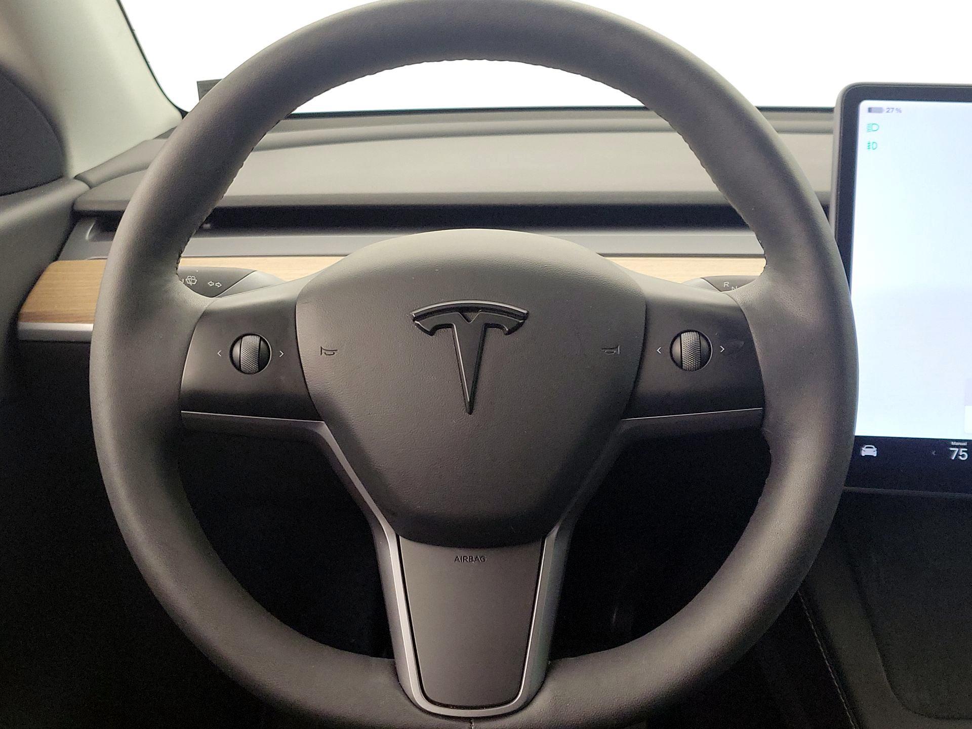 Thumbnail: 2022 Tesla Model Y - 10