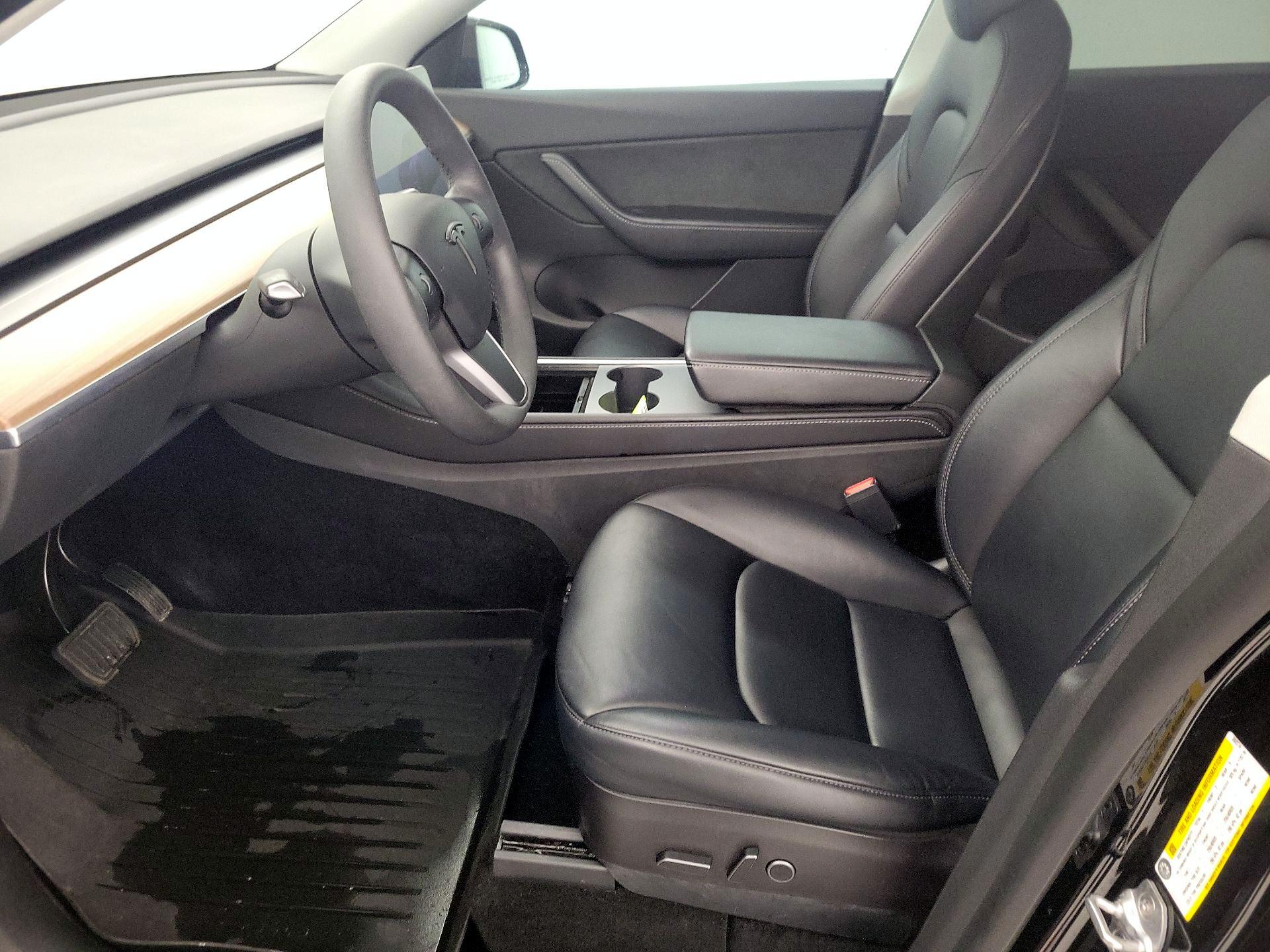 Thumbnail: 2022 Tesla Model Y - 11