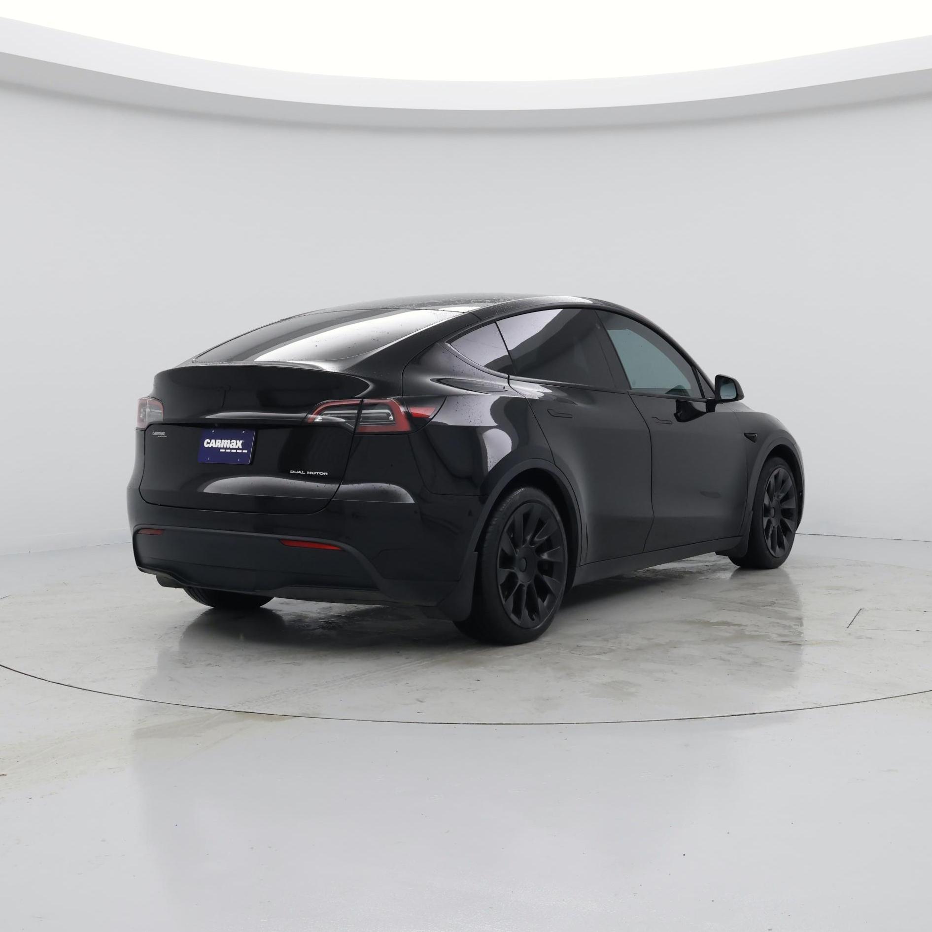 Thumbnail: 2022 Tesla Model Y - 8