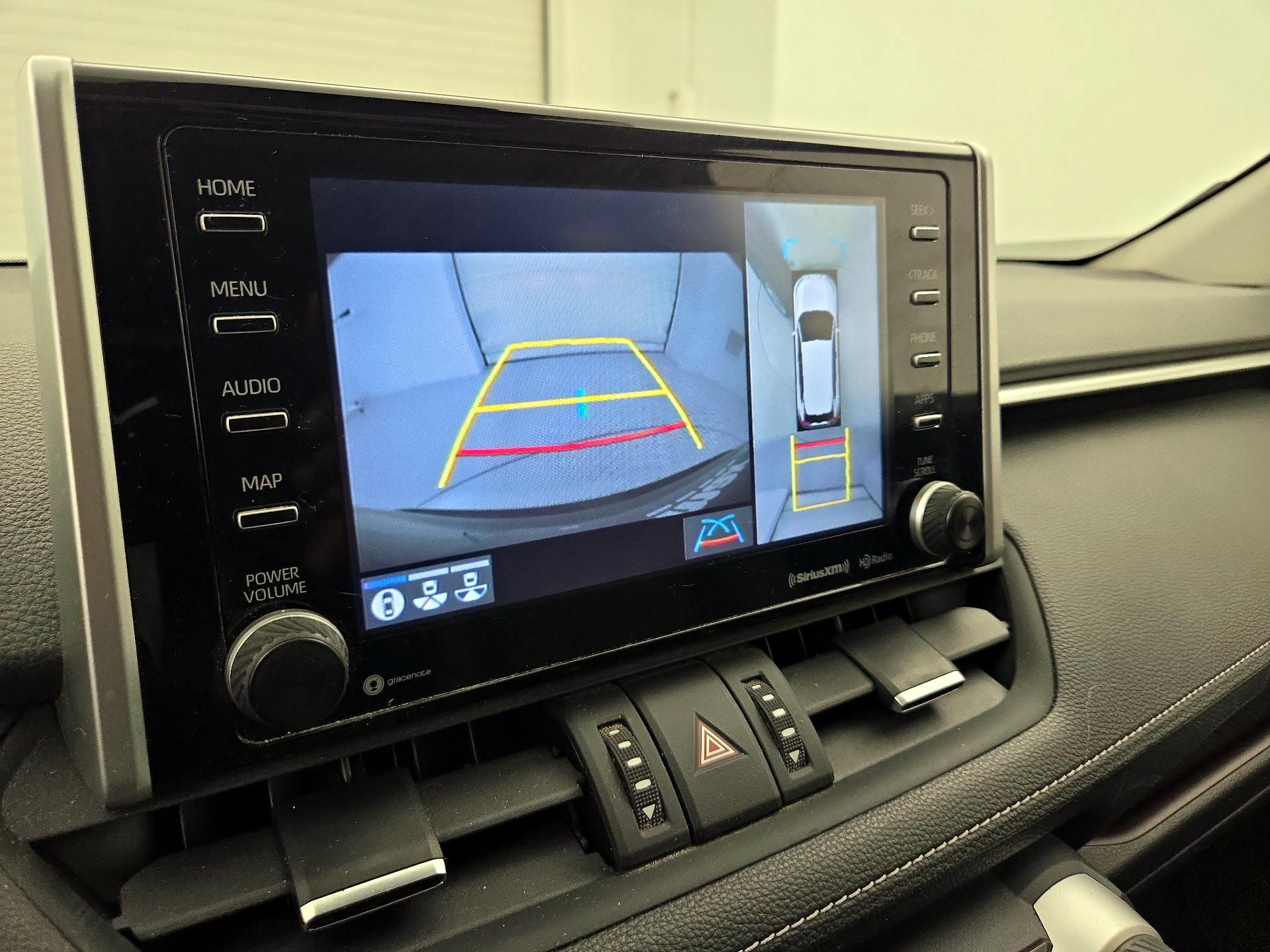 Thumbnail: 2019 Toyota RAV4 - 14