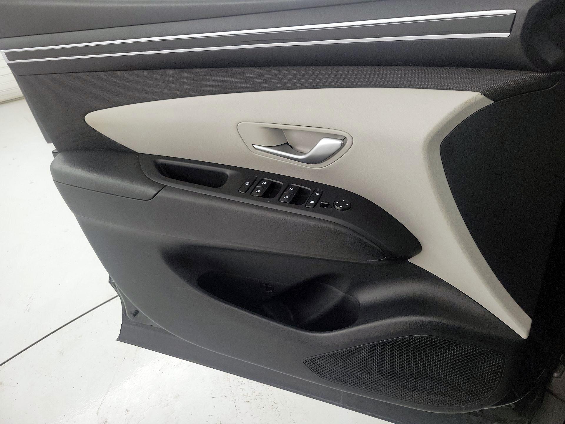 Thumbnail: 2023 Hyundai Tucson - 12