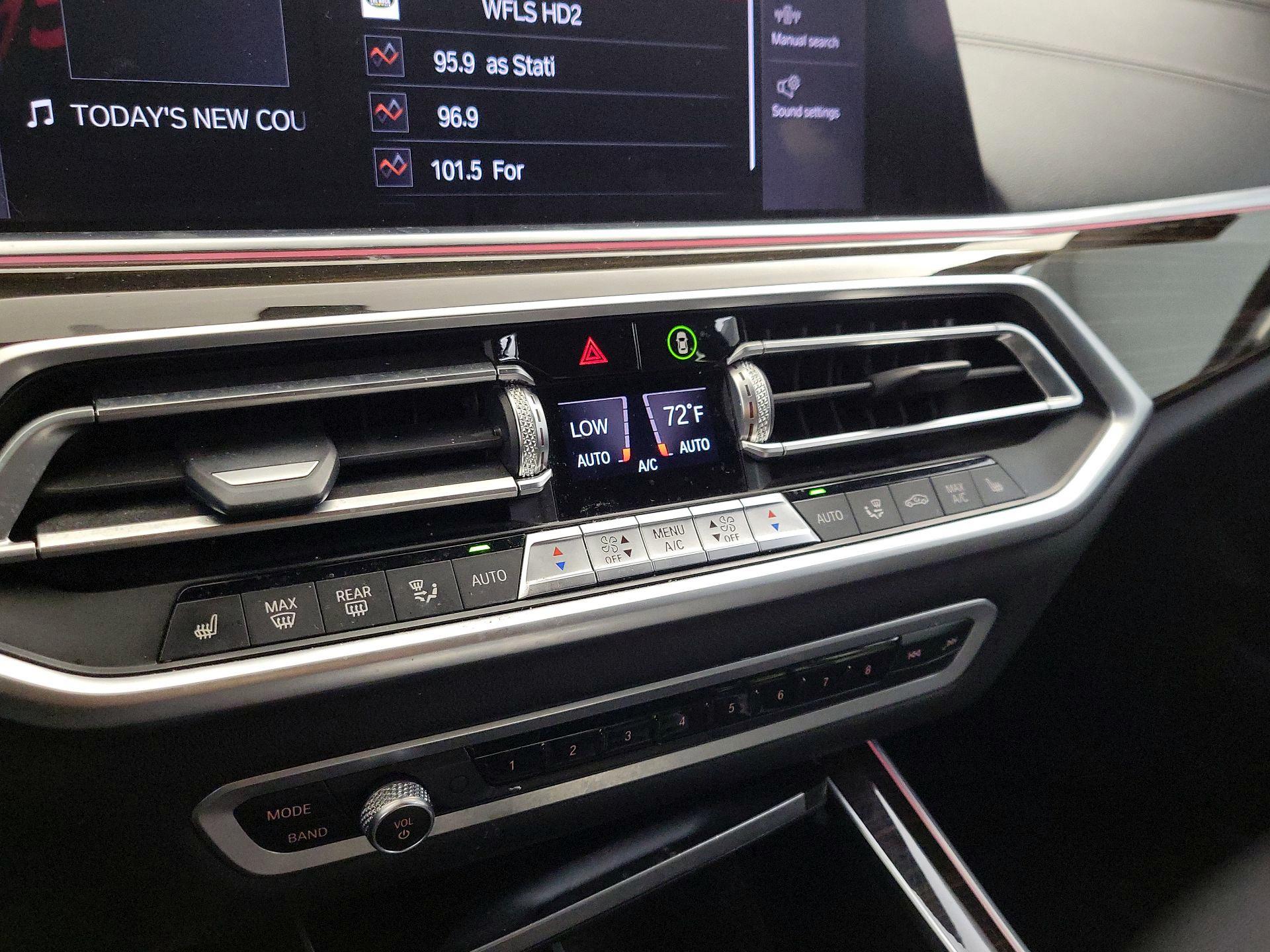 Thumbnail: 2021 BMW X5 - 17