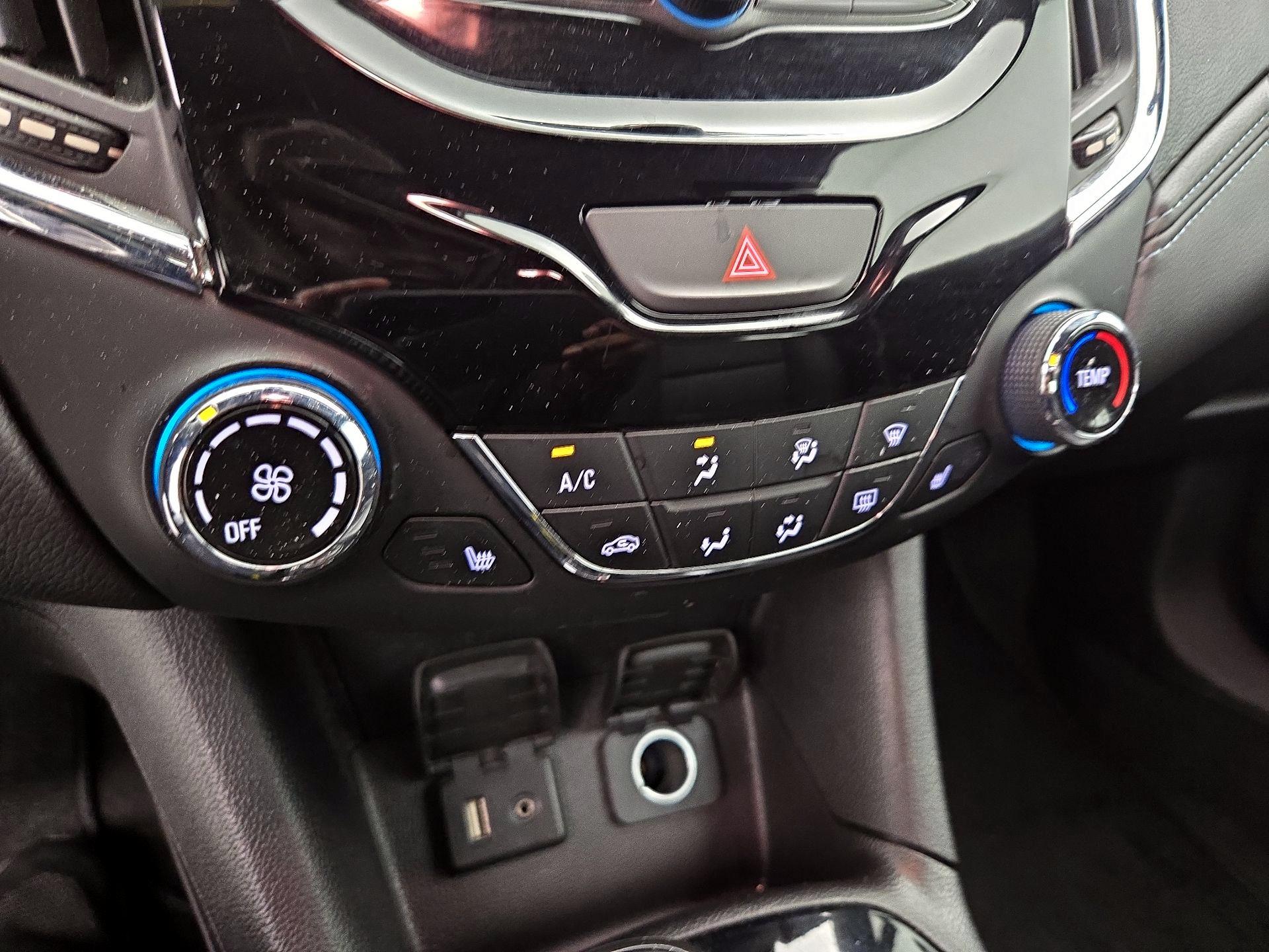 Thumbnail: 2017 Chevrolet Cruze - 16