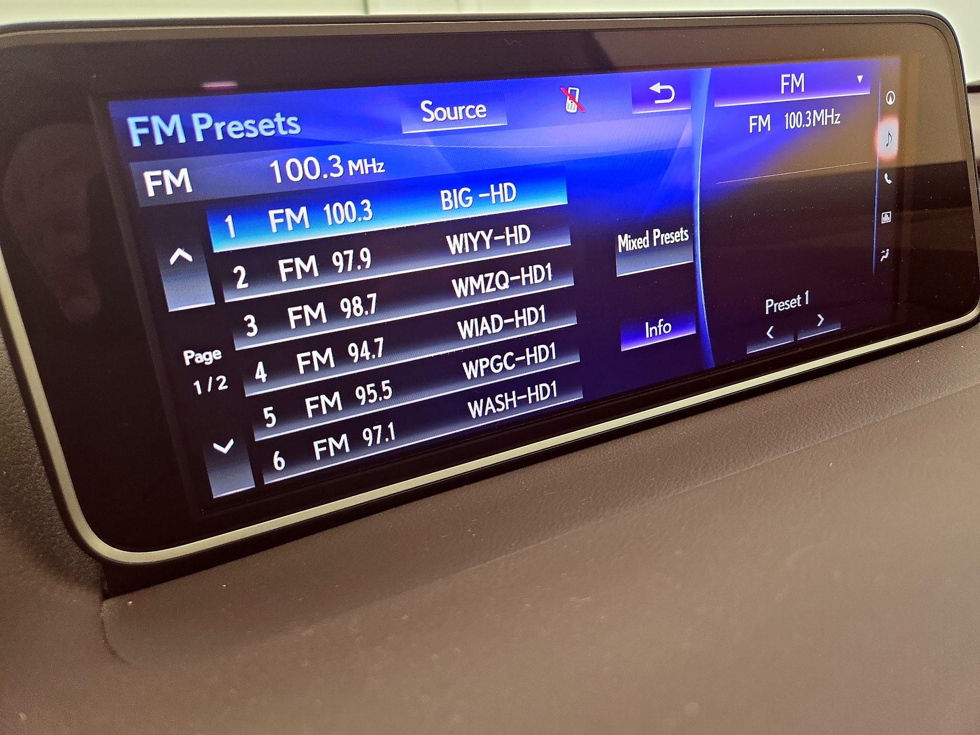 Thumbnail: 2017 Lexus RX - 16