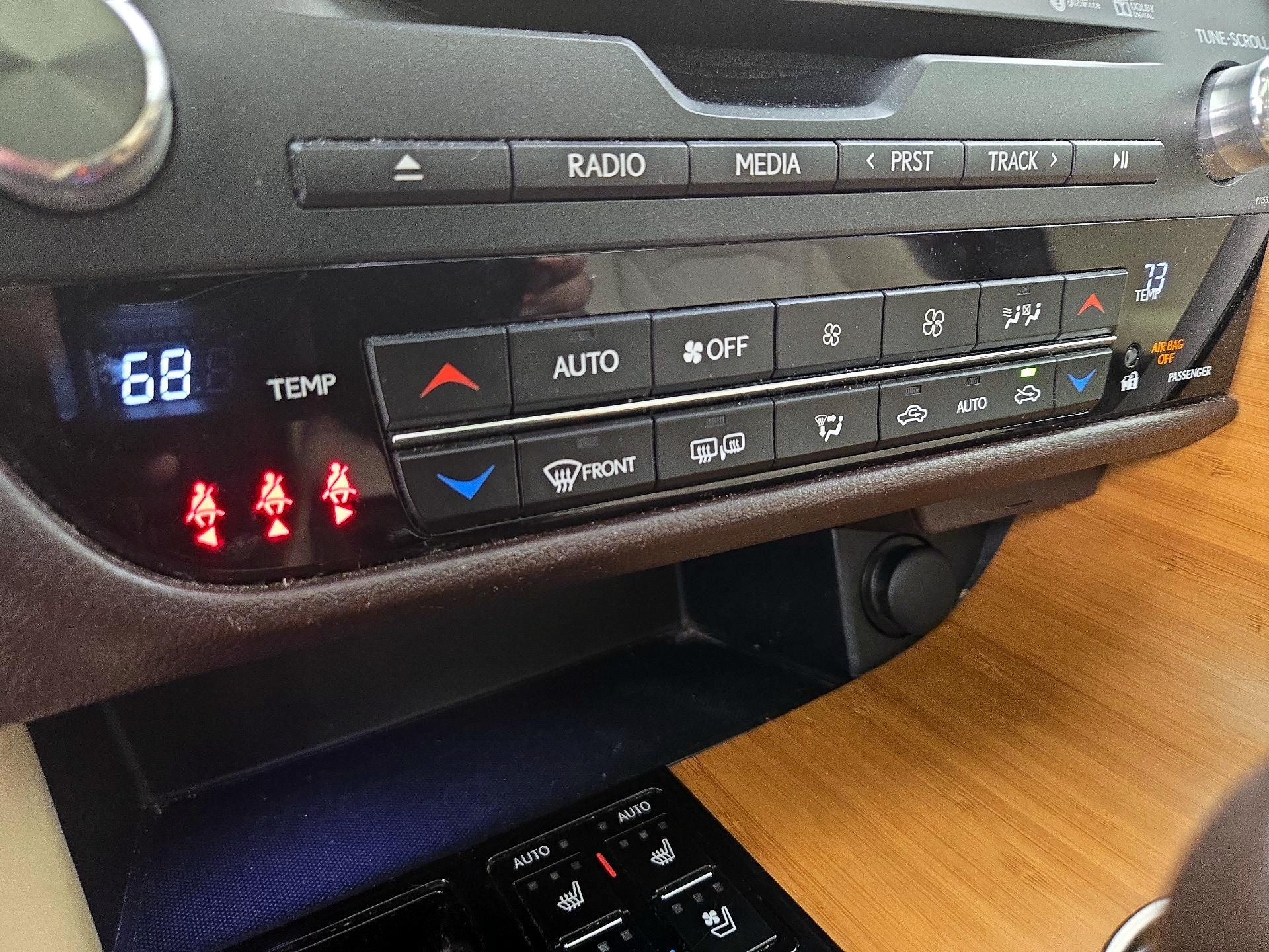 Thumbnail: 2017 Lexus RX - 17