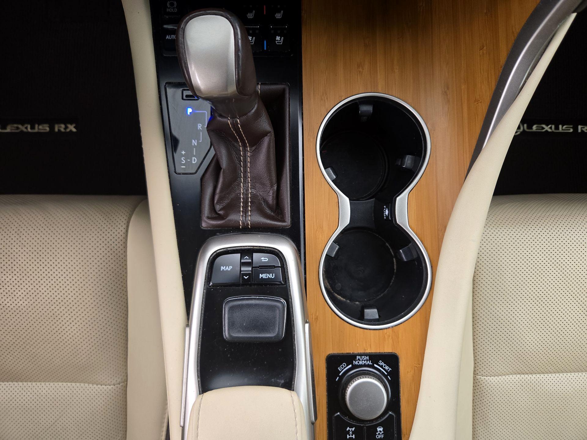 Thumbnail: 2017 Lexus RX - 18