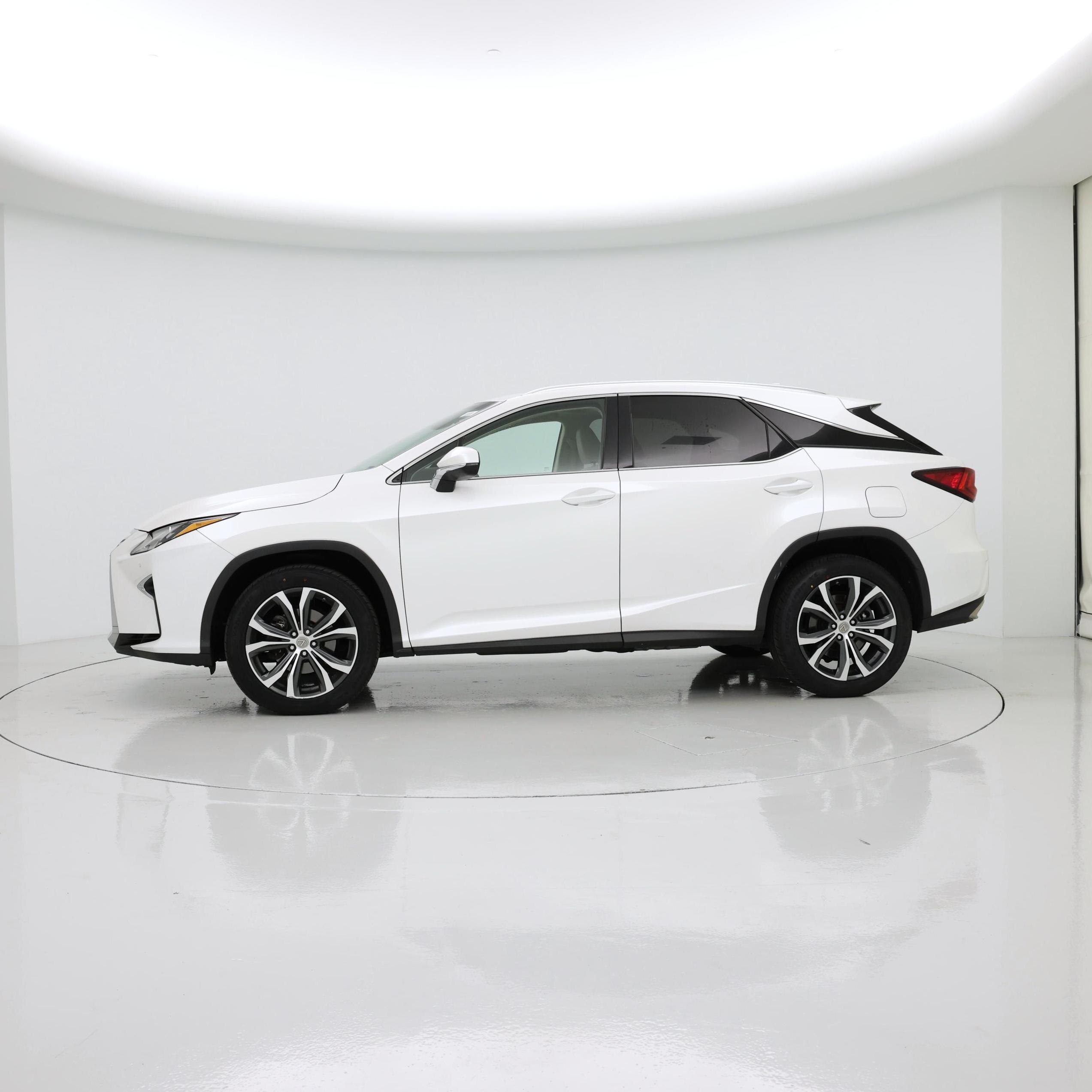 Thumbnail: 2017 Lexus RX - 3