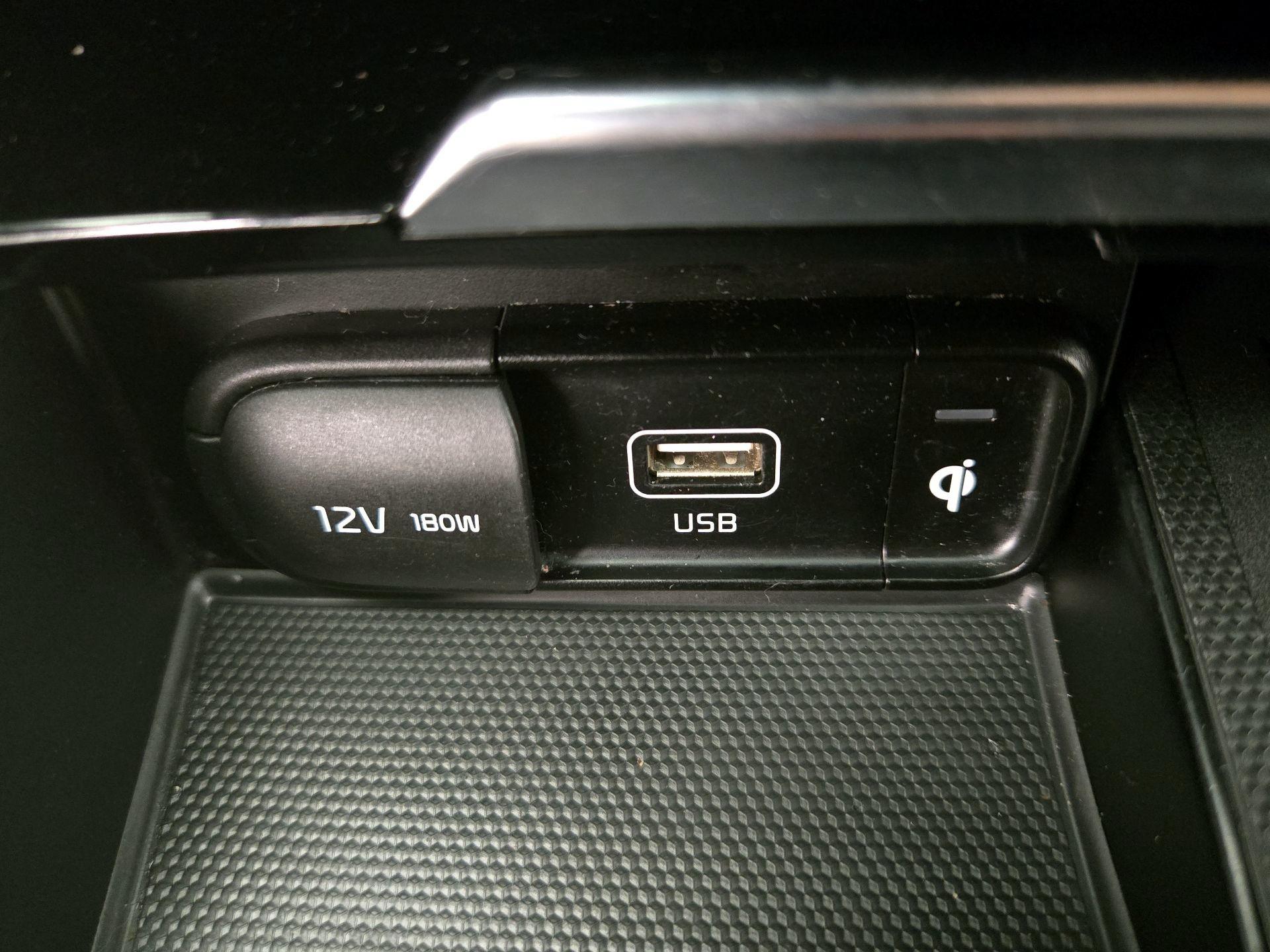 Thumbnail: 2022 Kia Stinger - 19