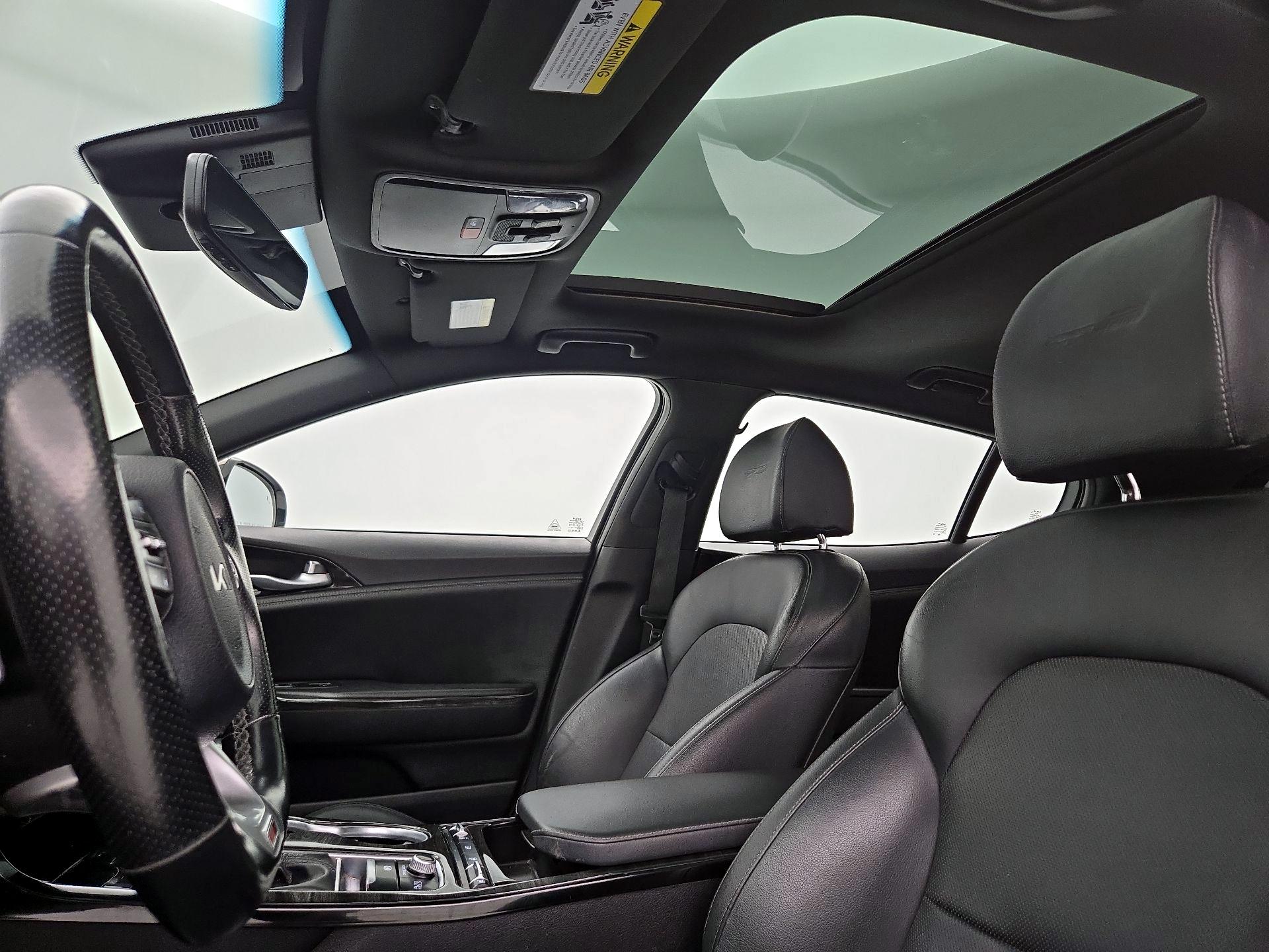 Thumbnail: 2022 Kia Stinger - 20