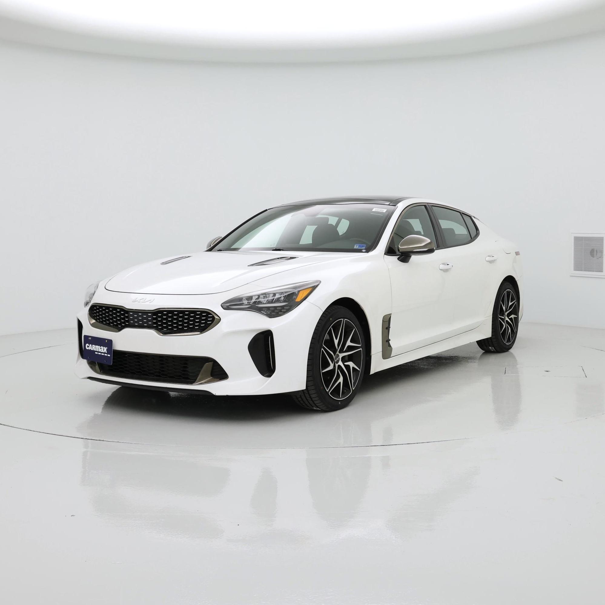 Thumbnail: 2022 Kia Stinger - 4