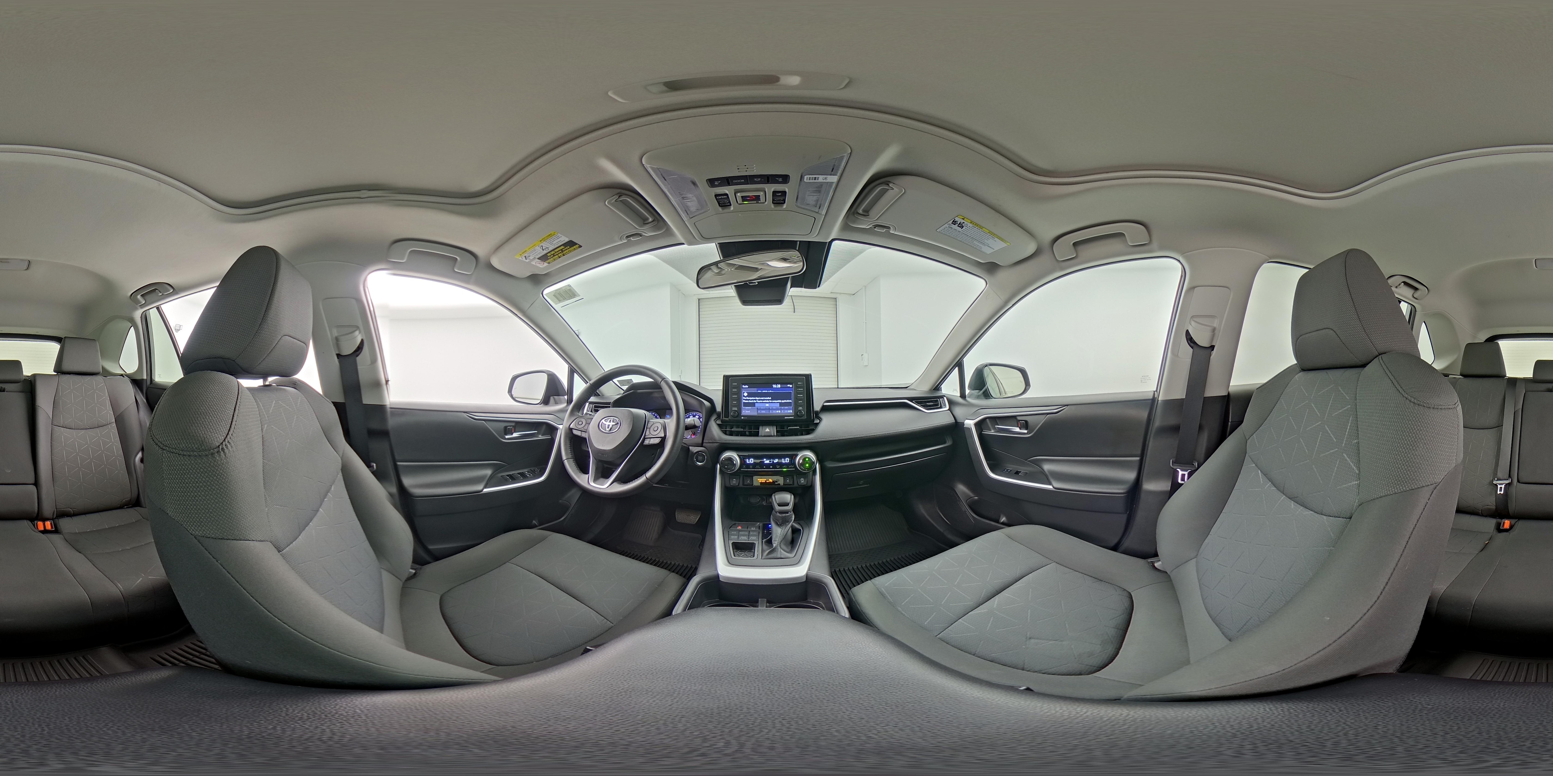 2022 Toyota RAV4 XLE - Photo 26