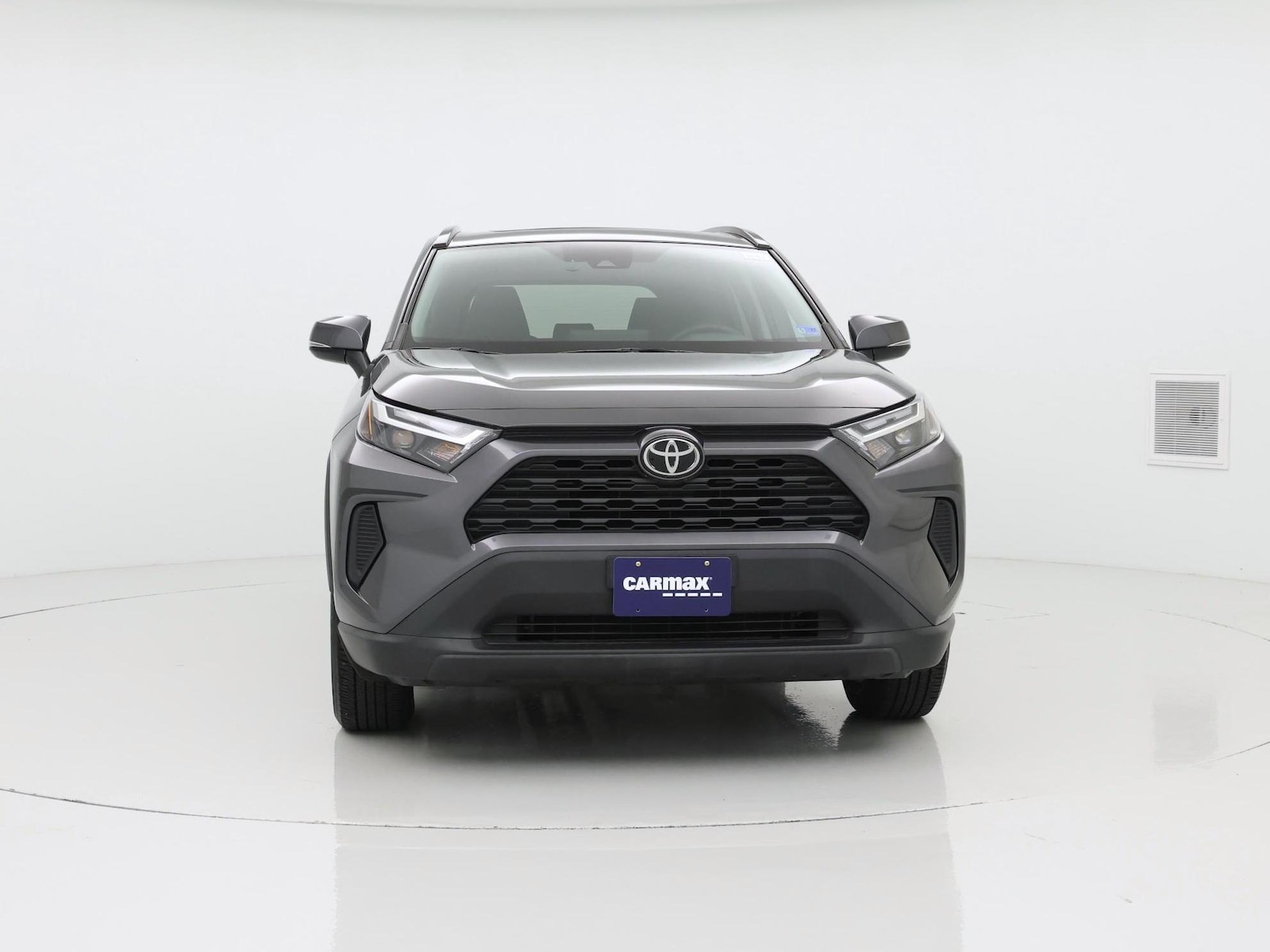 2022 Toyota RAV4 XLE - Photo 6