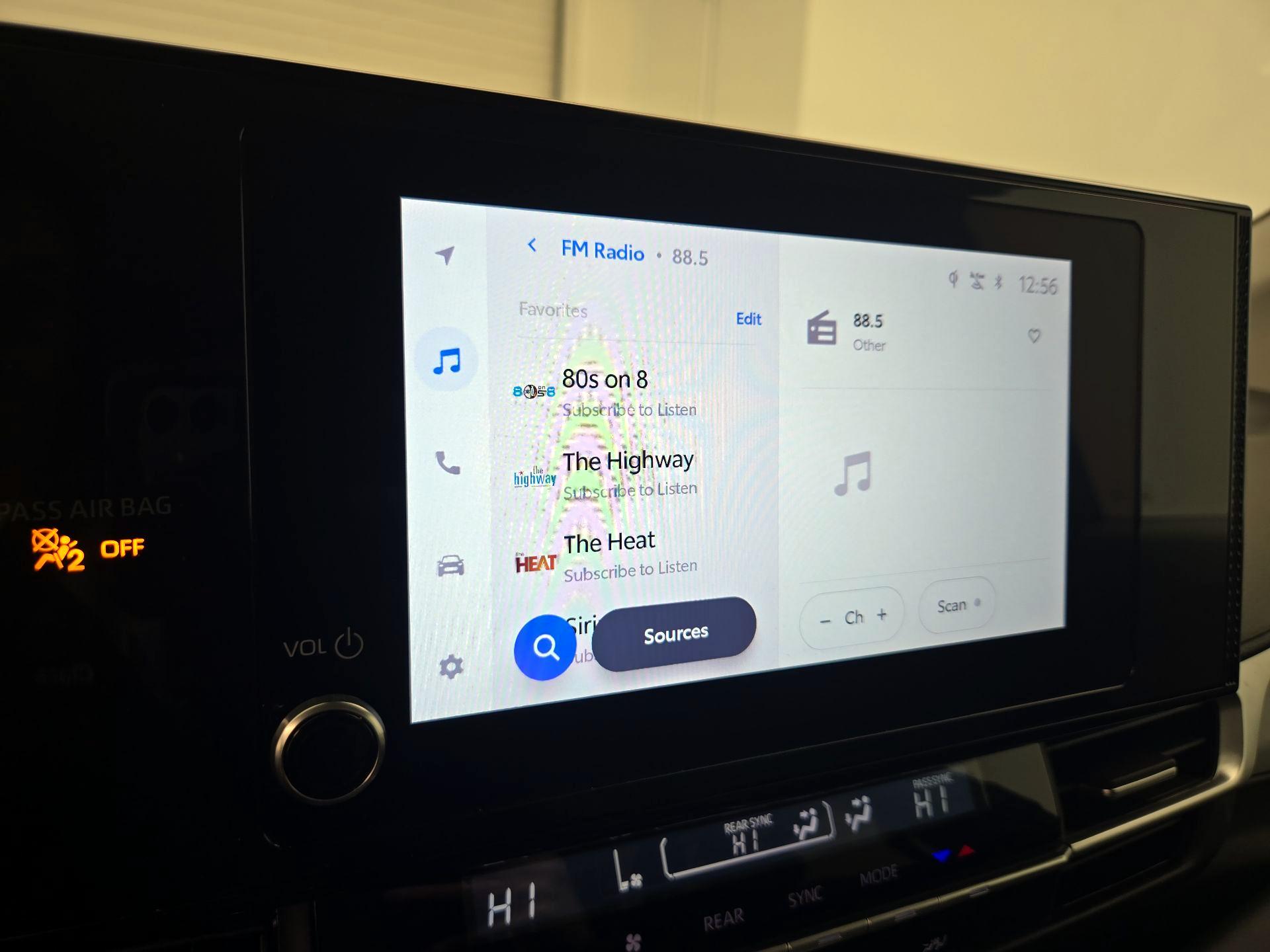 Thumbnail: 2025 Toyota Sienna - 15