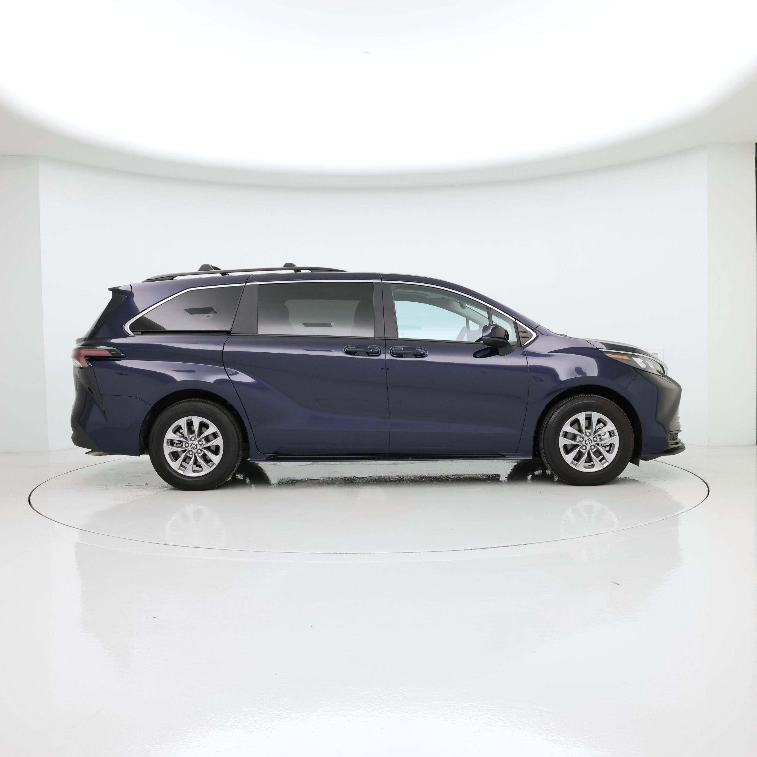 Thumbnail: 2025 Toyota Sienna - 7