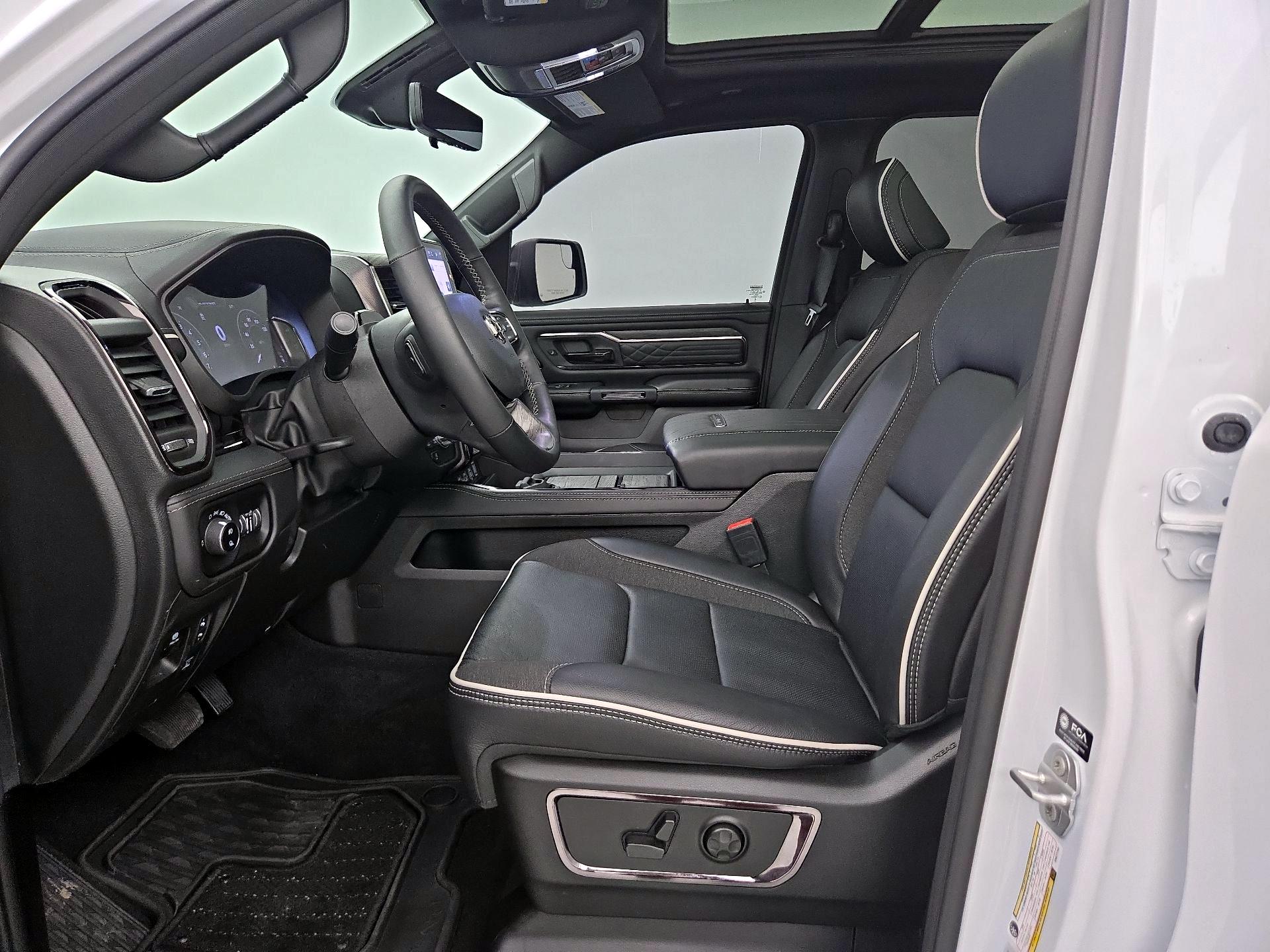 Thumbnail: 2025 RAM 1500 - 11