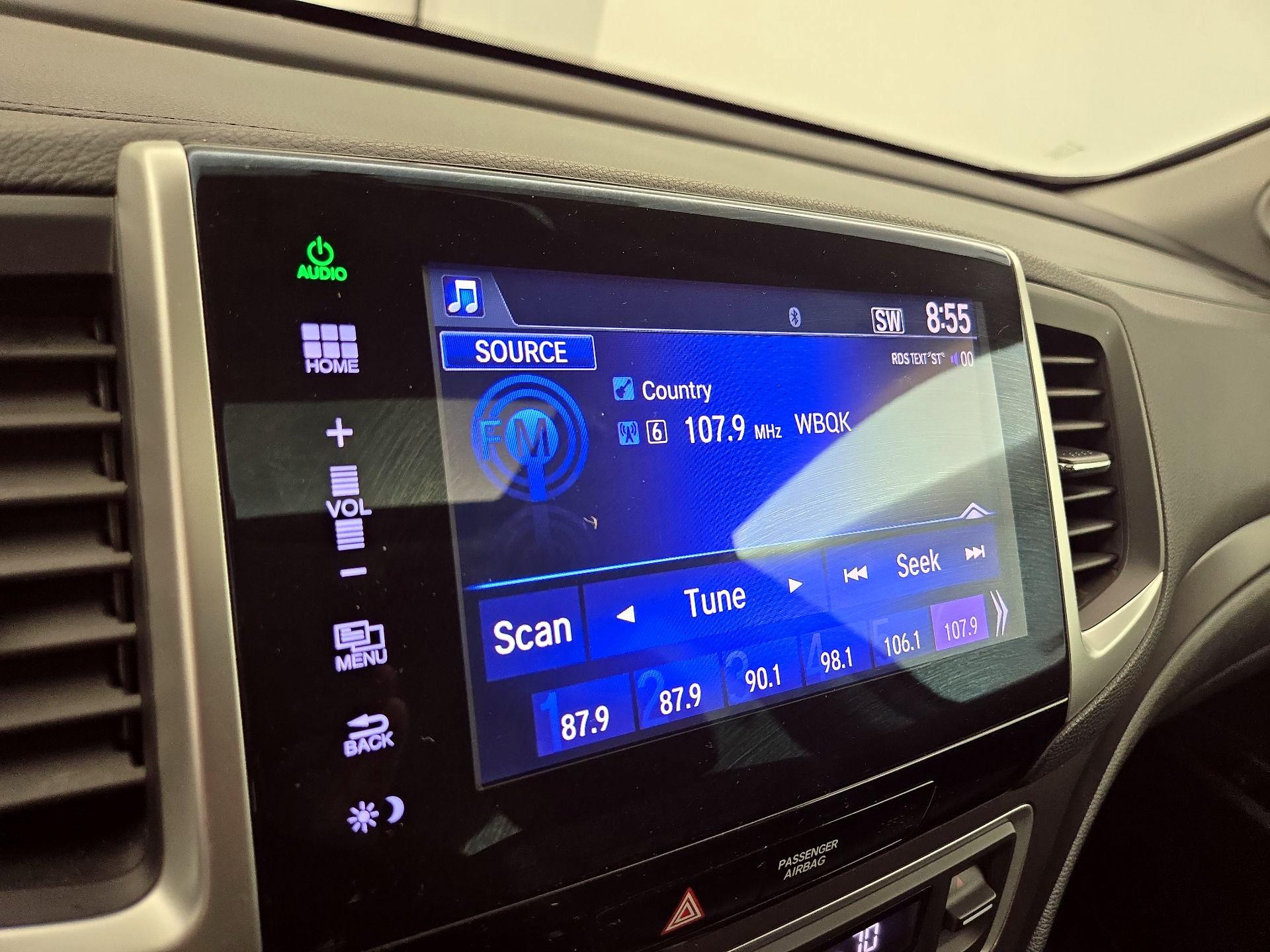 Thumbnail: 2016 Honda Pilot - 15