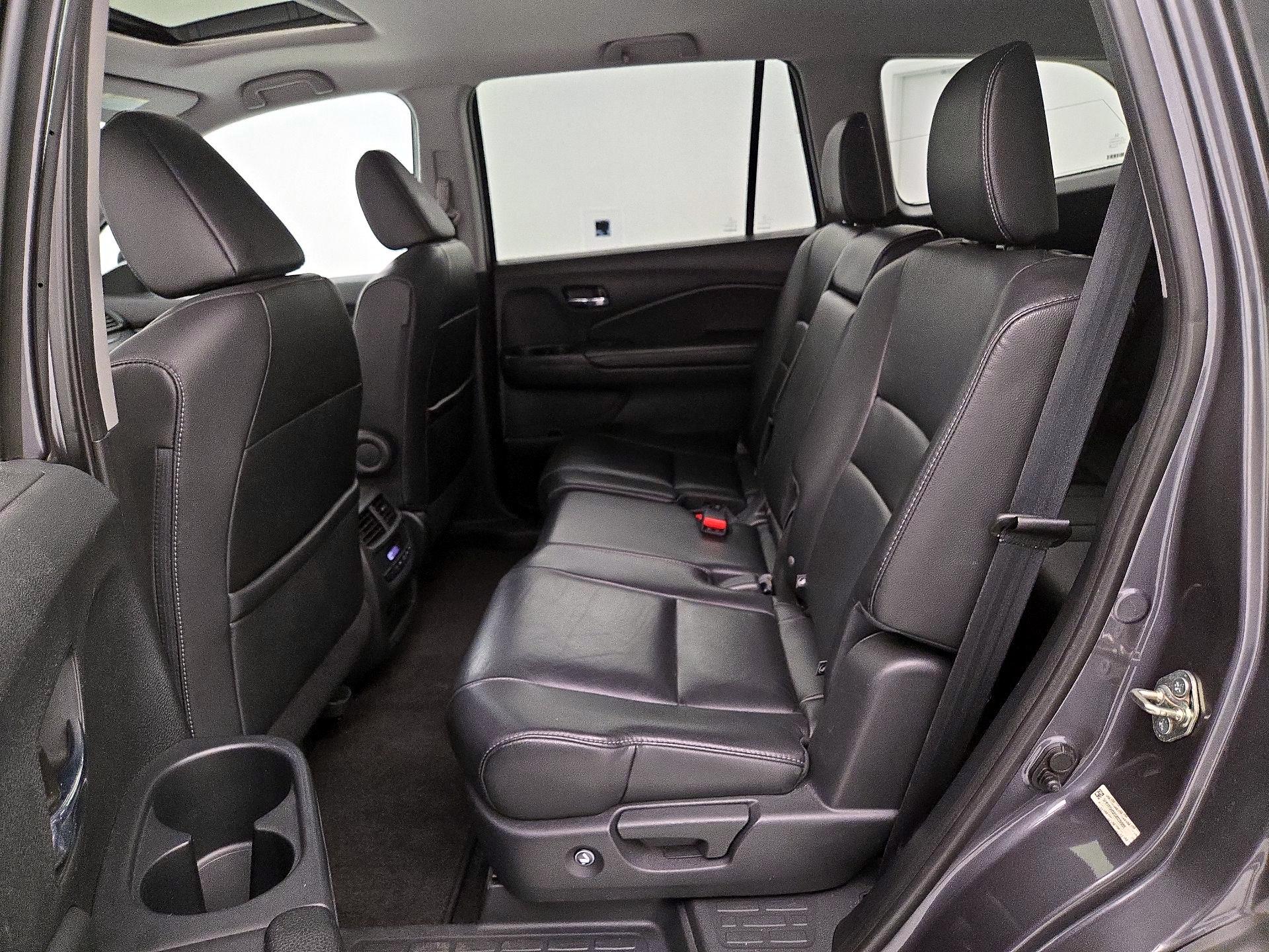 Thumbnail: 2016 Honda Pilot - 20