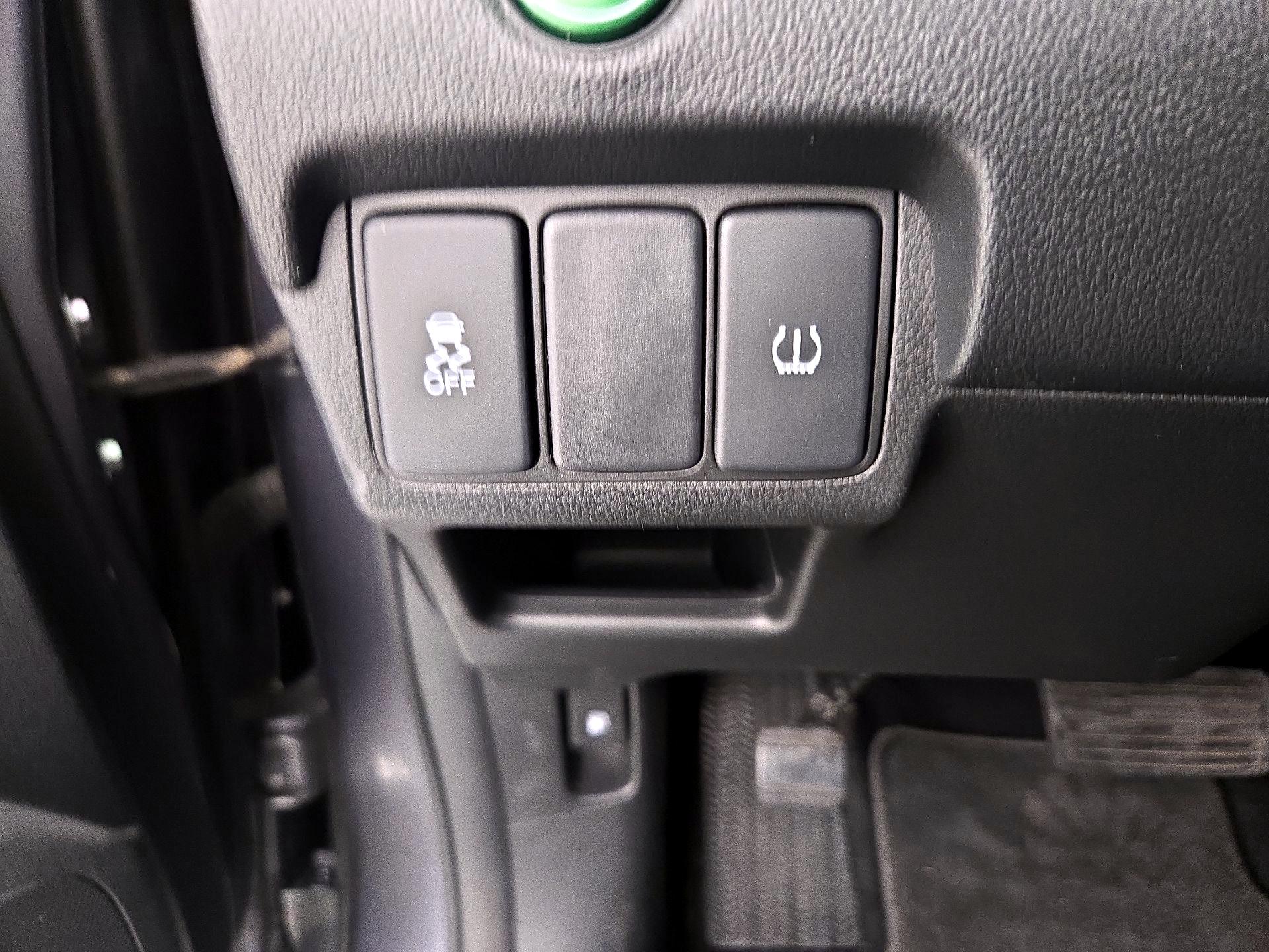 Thumbnail: 2016 Honda CR-V - 13