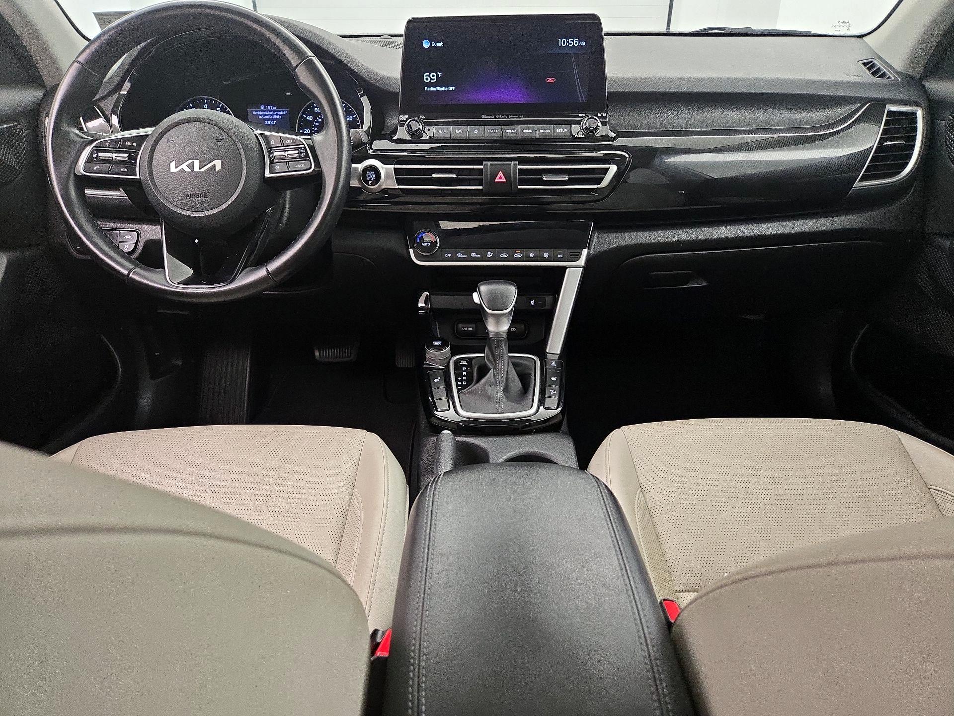 Thumbnail: 2022 Kia Seltos - 9