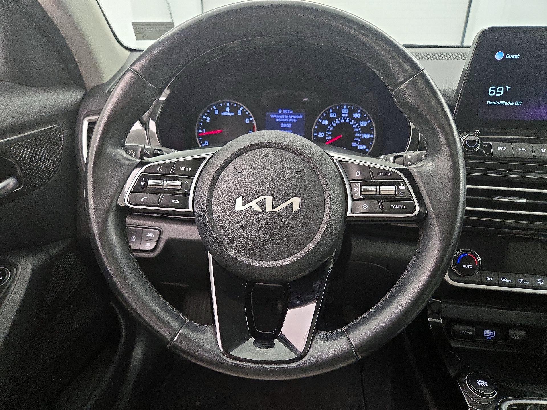 Thumbnail: 2022 Kia Seltos - 10