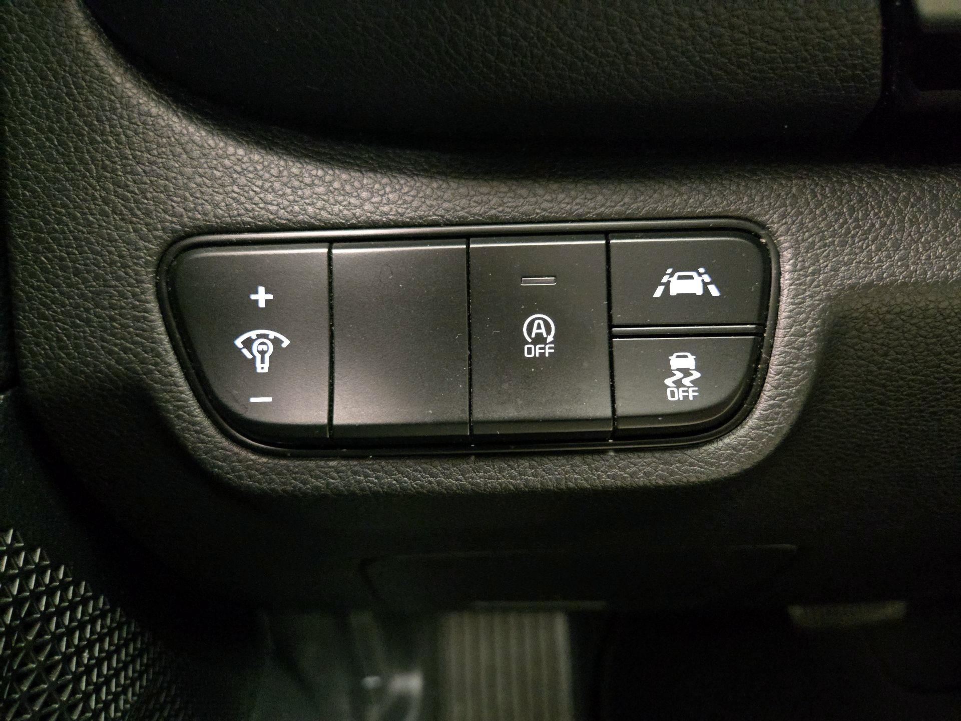 Thumbnail: 2022 Kia Seltos - 13